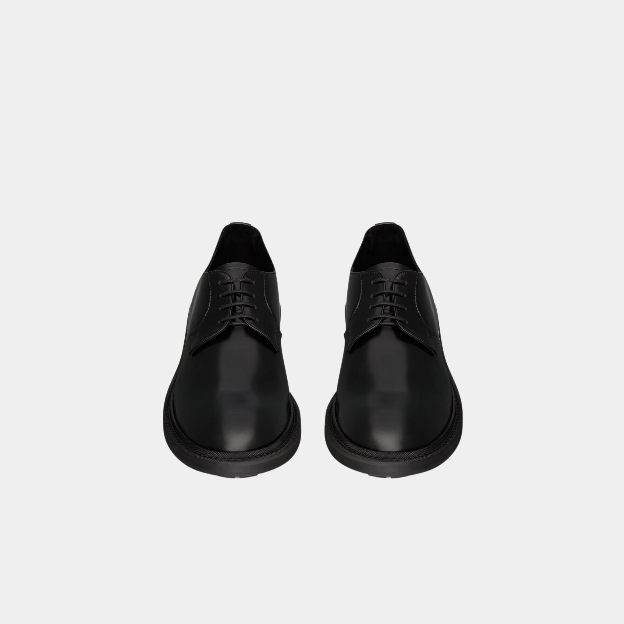 Yves Saint Laurent Antoine Derbies in Black Smooth Leather, Close