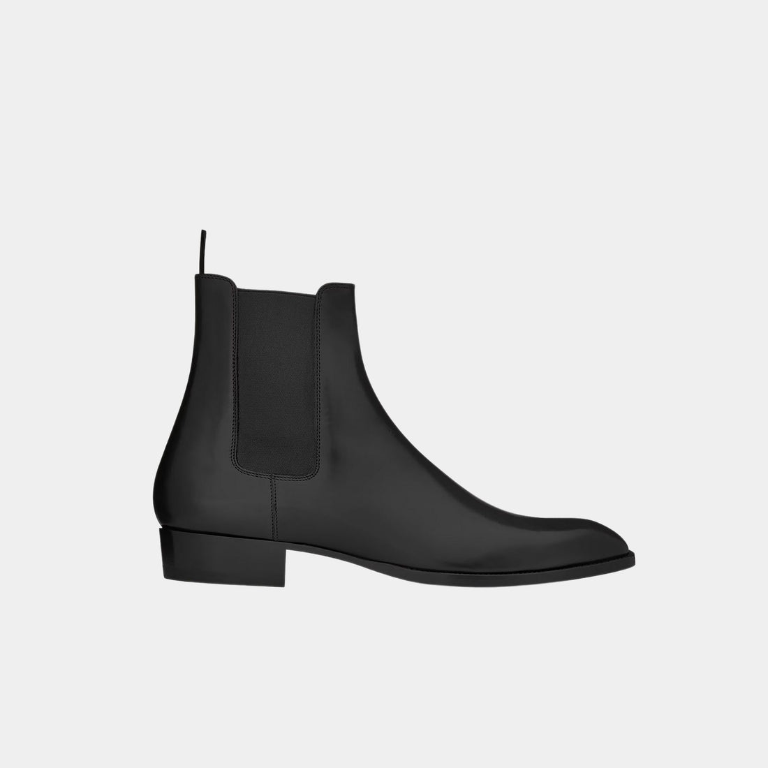 Yves Saint Laurent Wyatt Chelsea Boots in Smooth Leather, Side