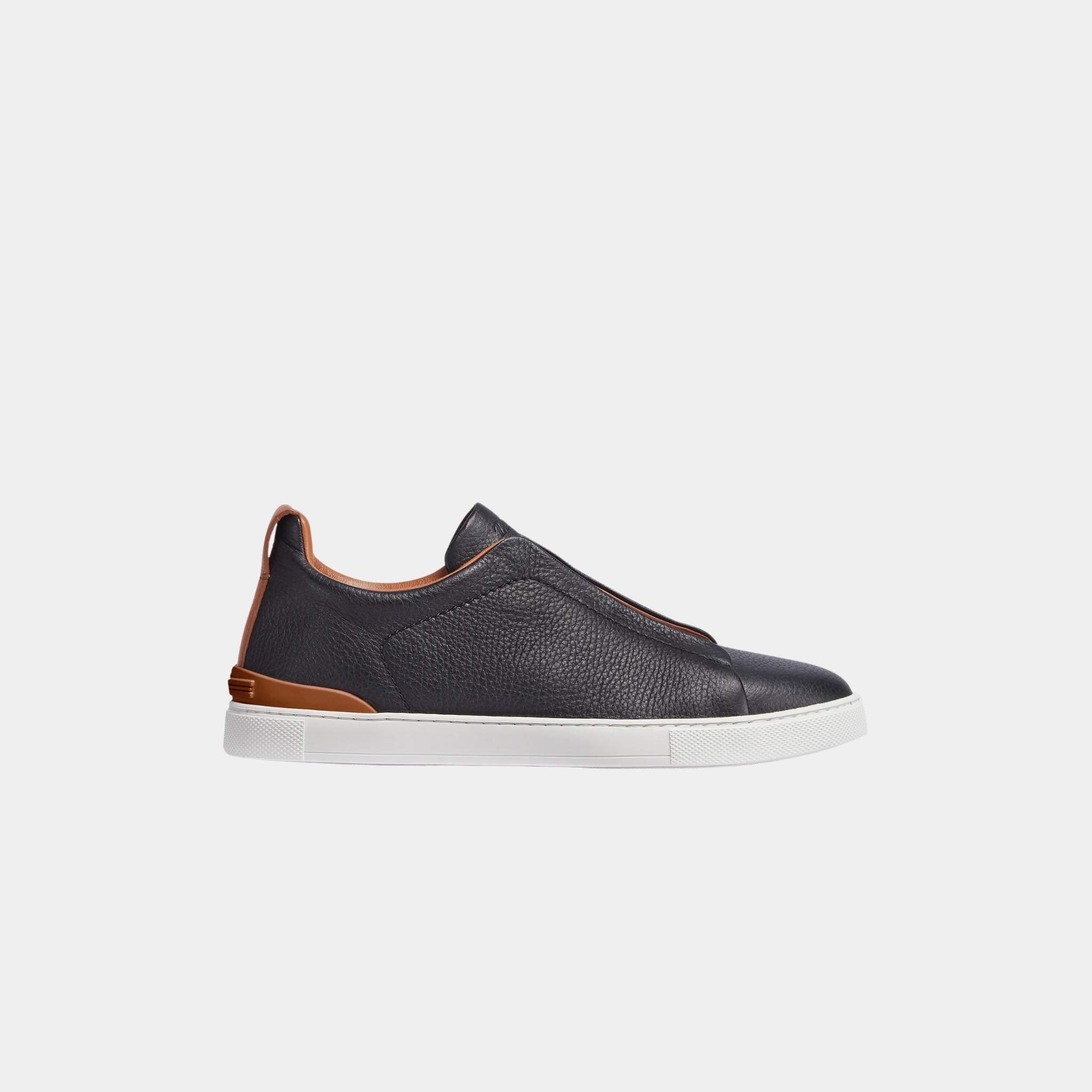 حذاء رياضي Deerskin Triple Stitch منخفض