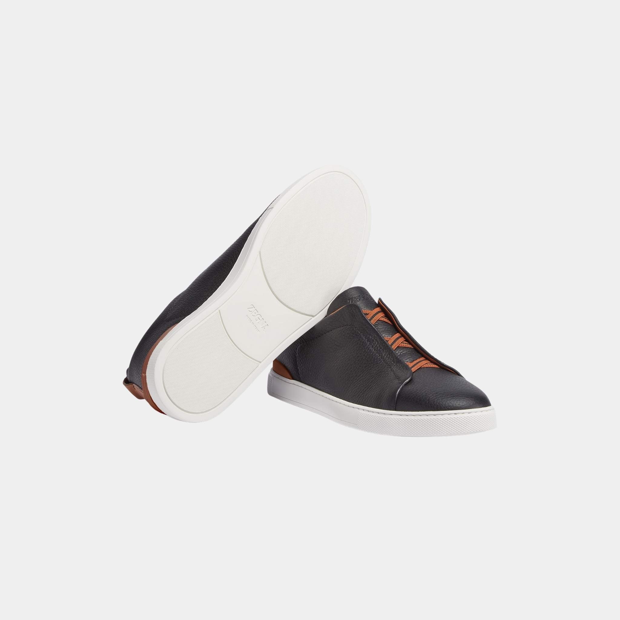 حذاء رياضي Deerskin Triple Stitch منخفض