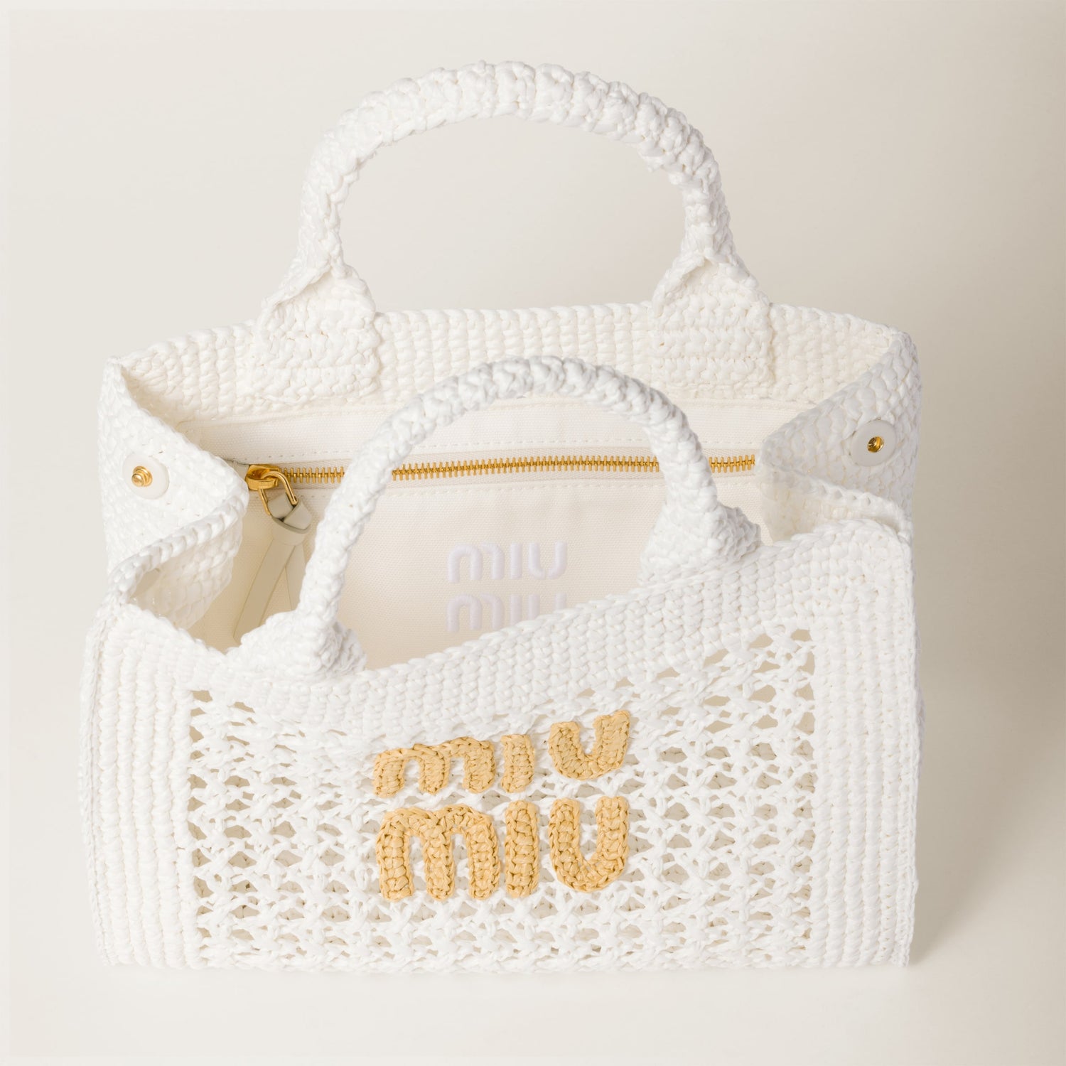 Crochet handbag