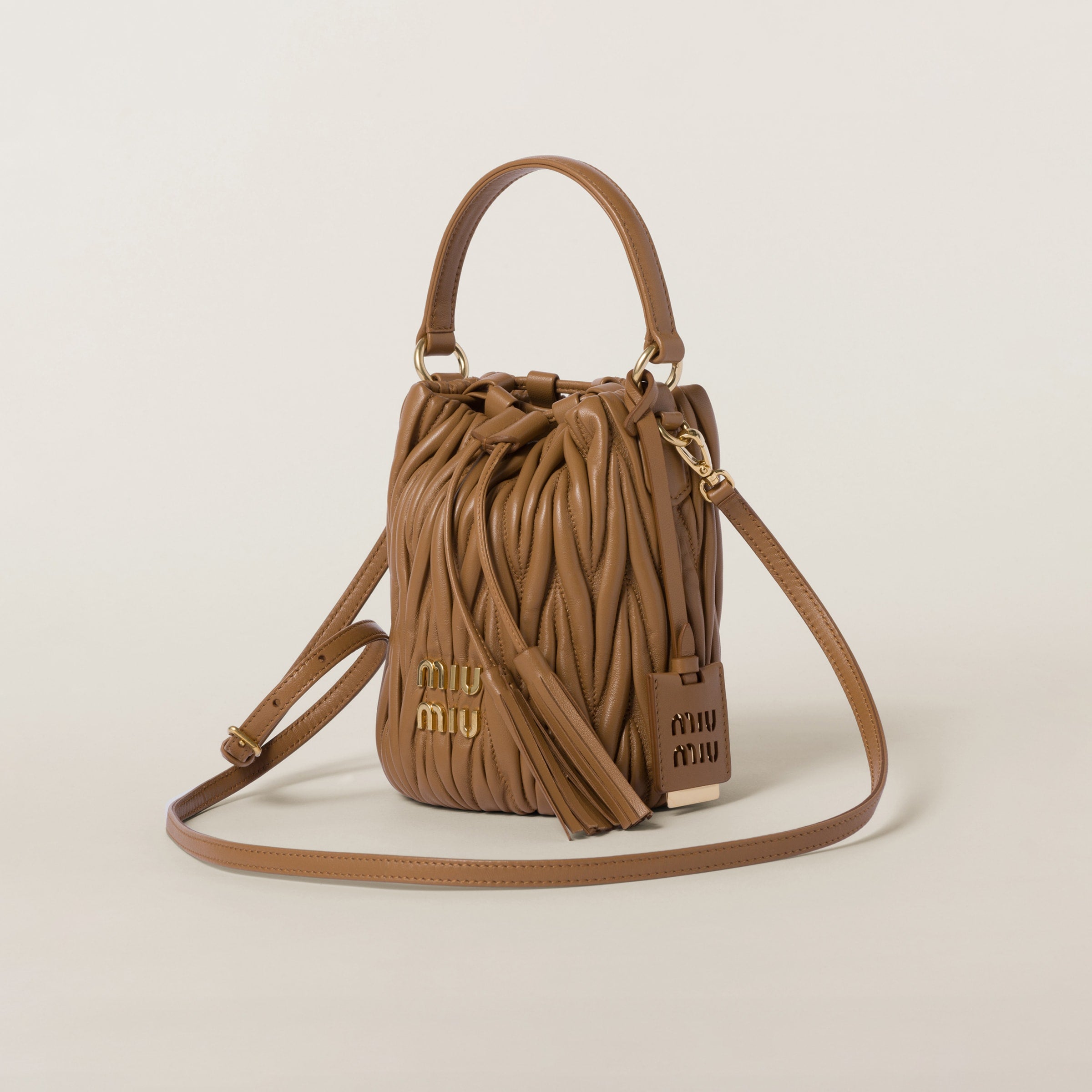 Matelassé nappa leather bucket bag