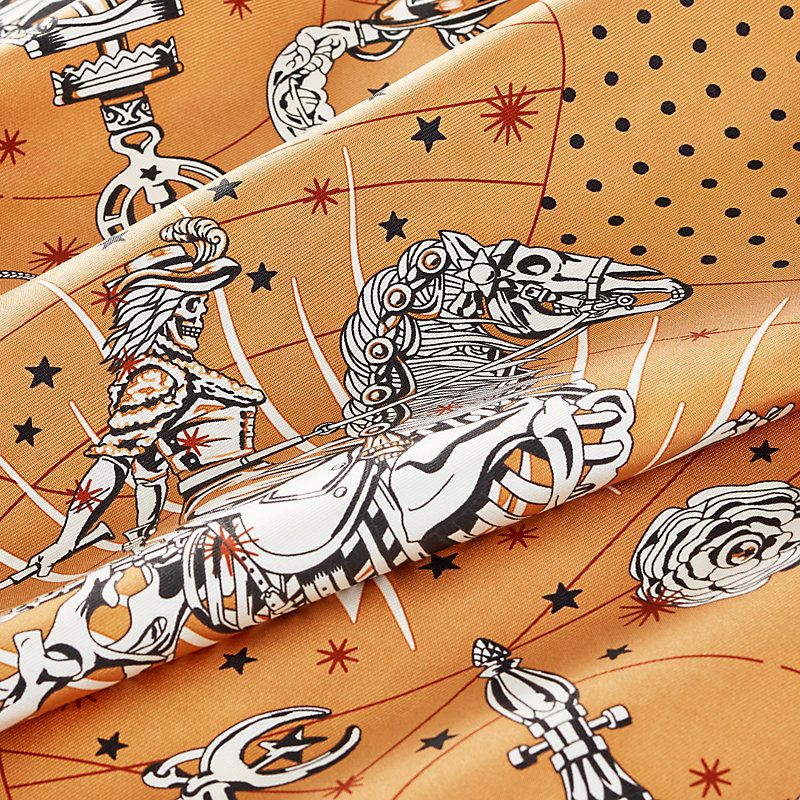 Hermes Chorus Stellarum Bandana 55, Beige Perlino, Closeup