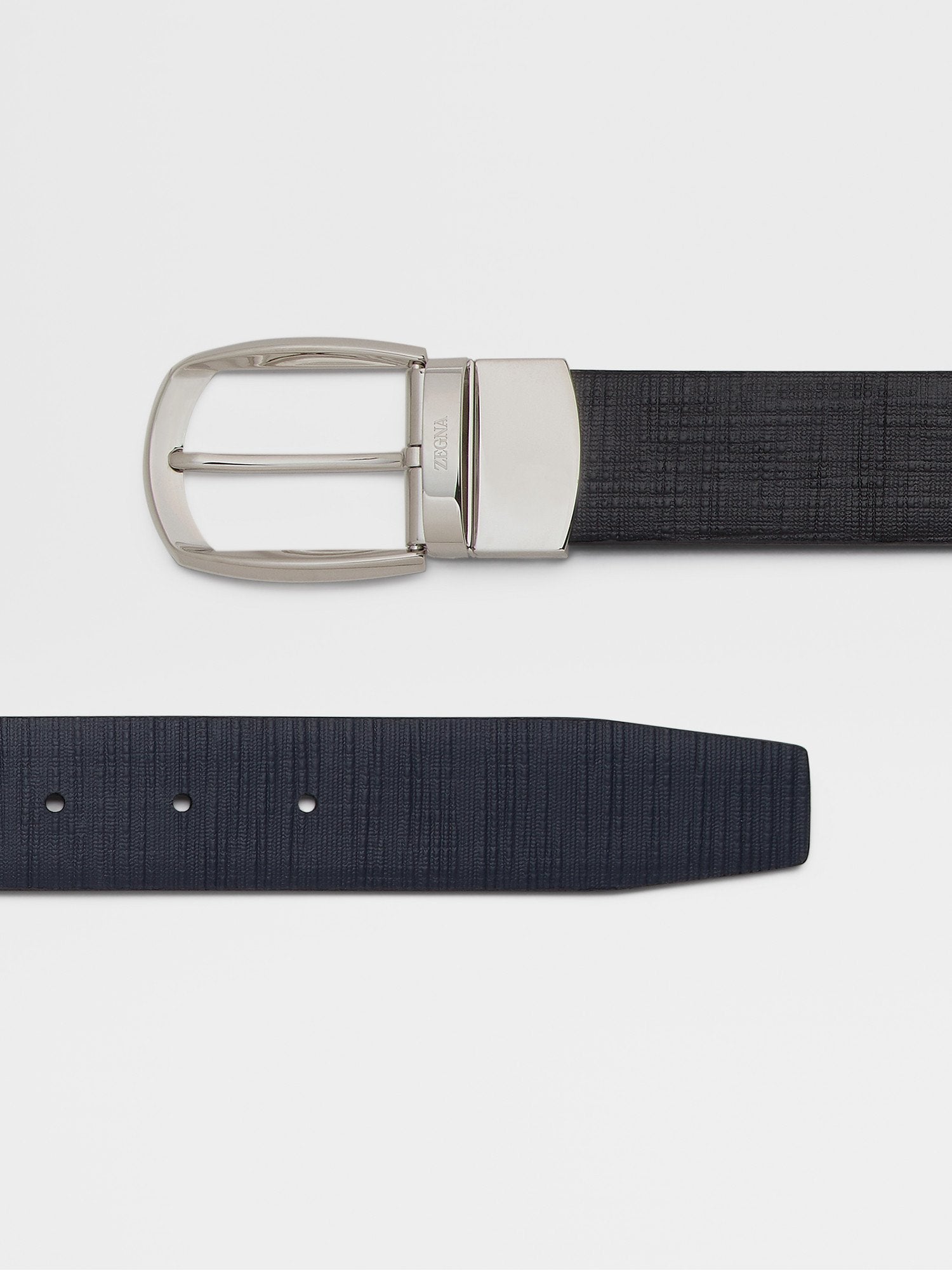 BLACK AND NAVY BLUE STUOIA ENGRAVED LEATHER REVERSIBLE BELT