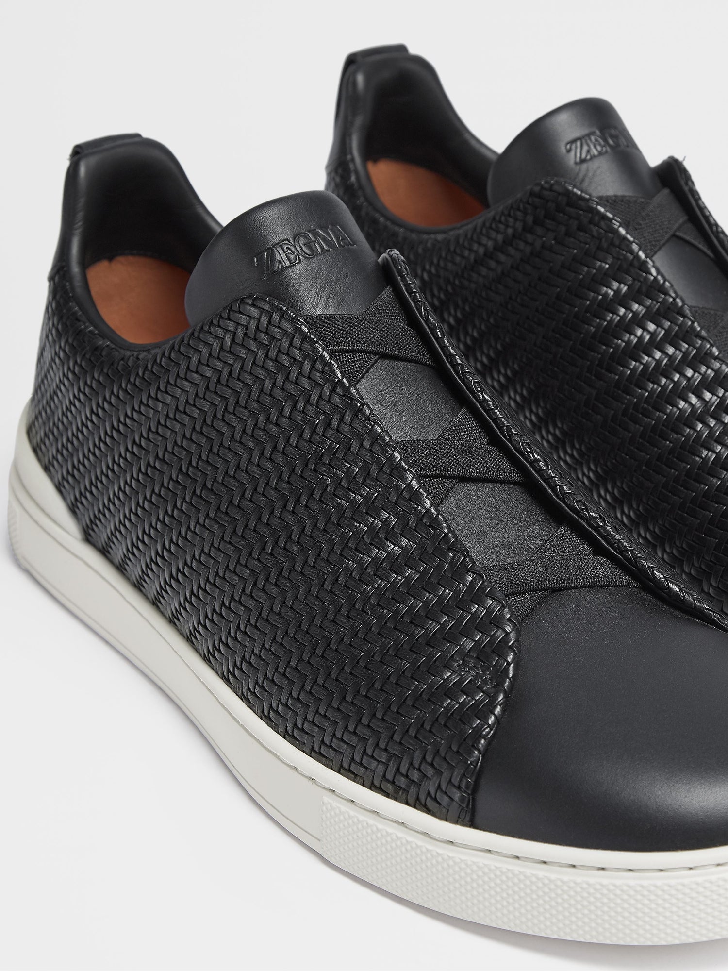 BLACK PELLETESSUTA™ LEATHER TRIPLE STITCH™ SNEAKERS