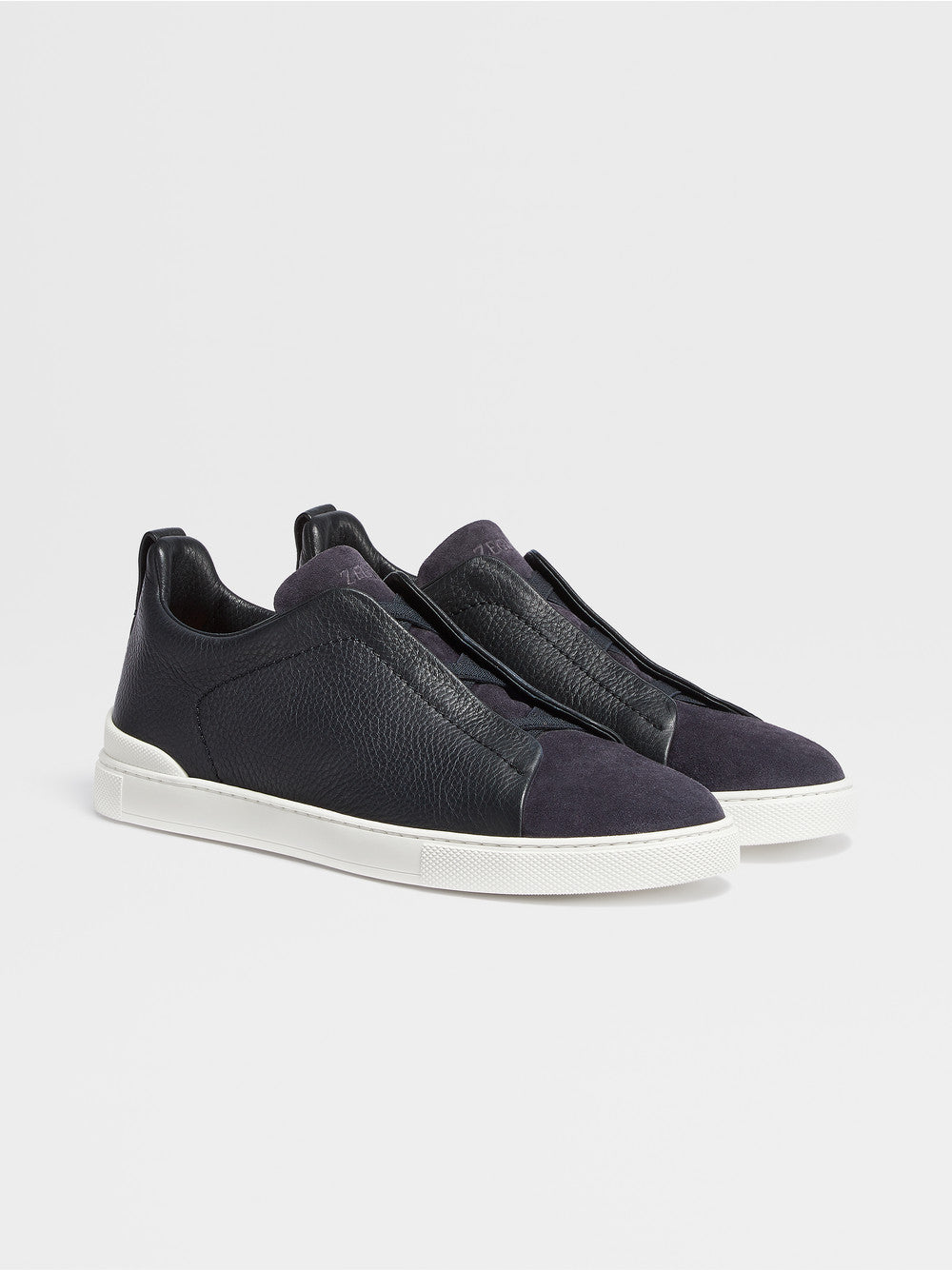 NAVY BLUE LEATHER AND SUEDE TRIPLE STITCH™ SNEAKERS