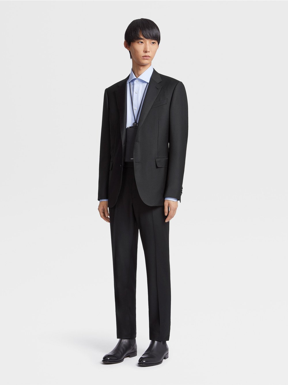 BLACK TROFEO™ WOOL SUIT