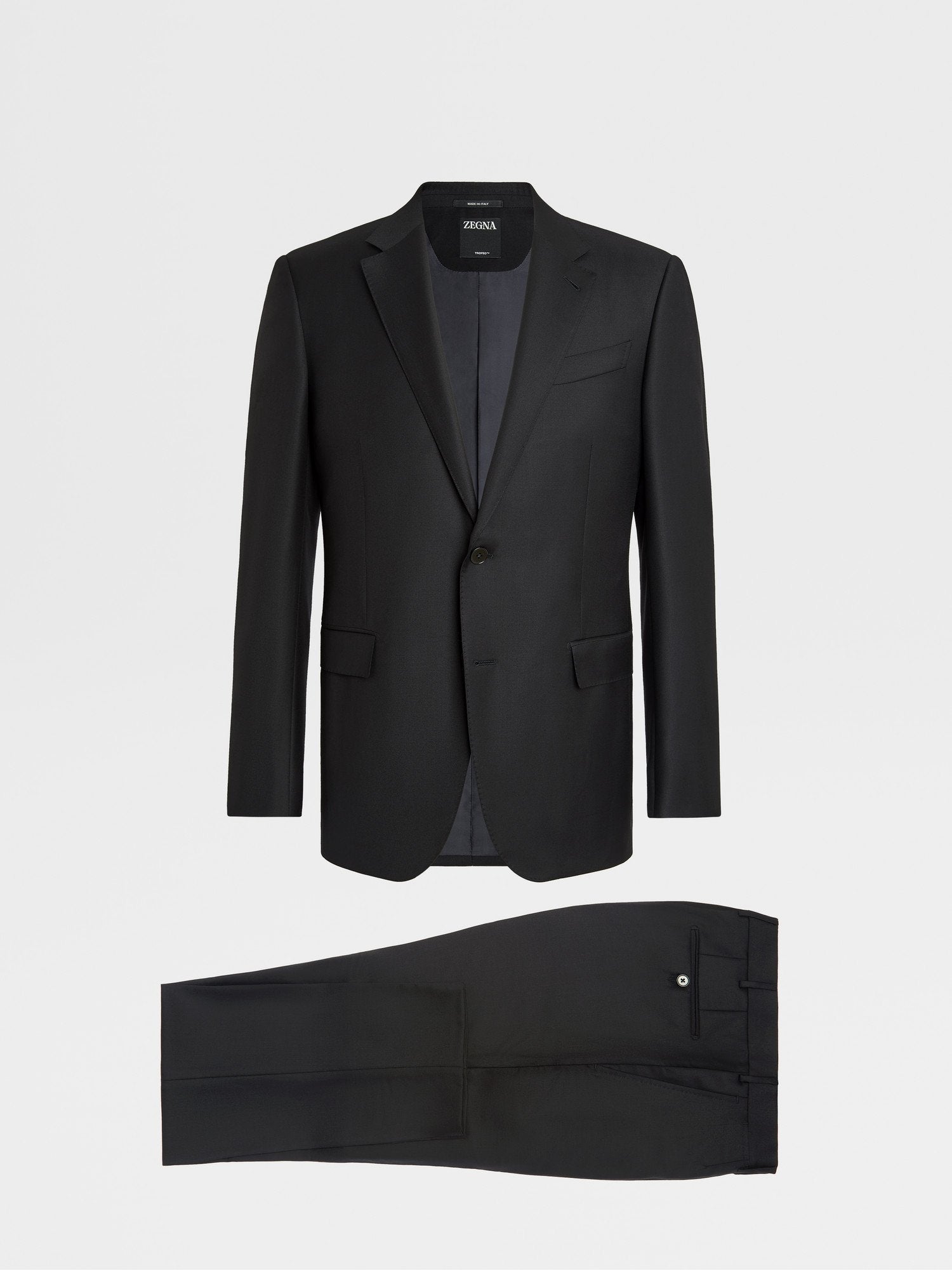 BLACK TROFEO™ WOOL SUIT