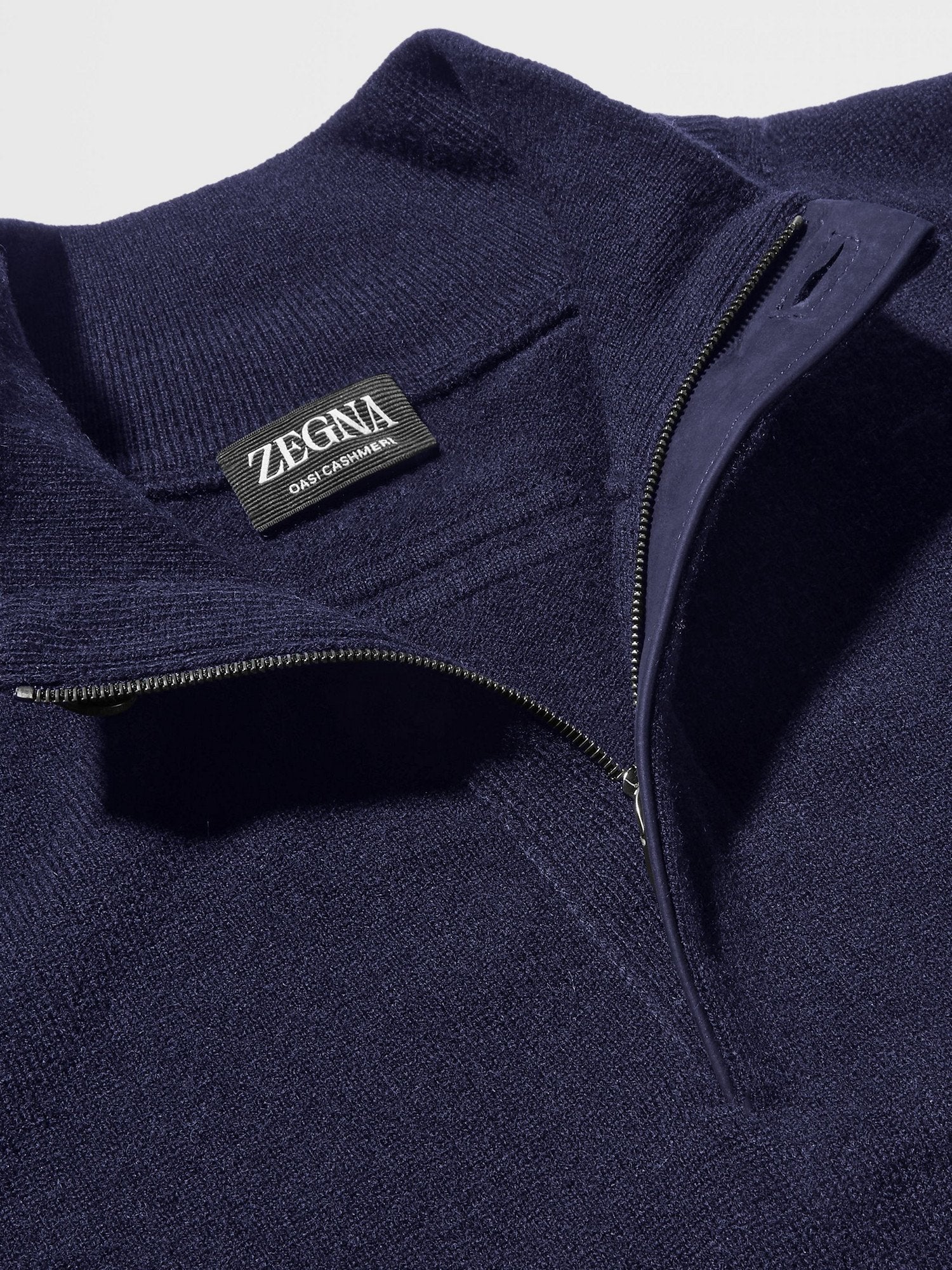 NAVY BLUE OASI CASHMERE ZIP MOCK NECK SWEATER