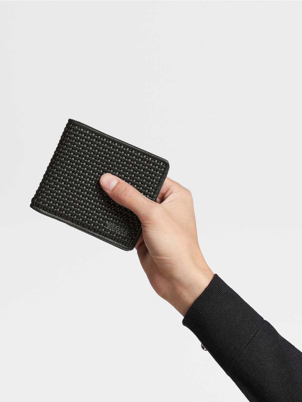 Black Pelletessuta Billfold 8cc Wallet