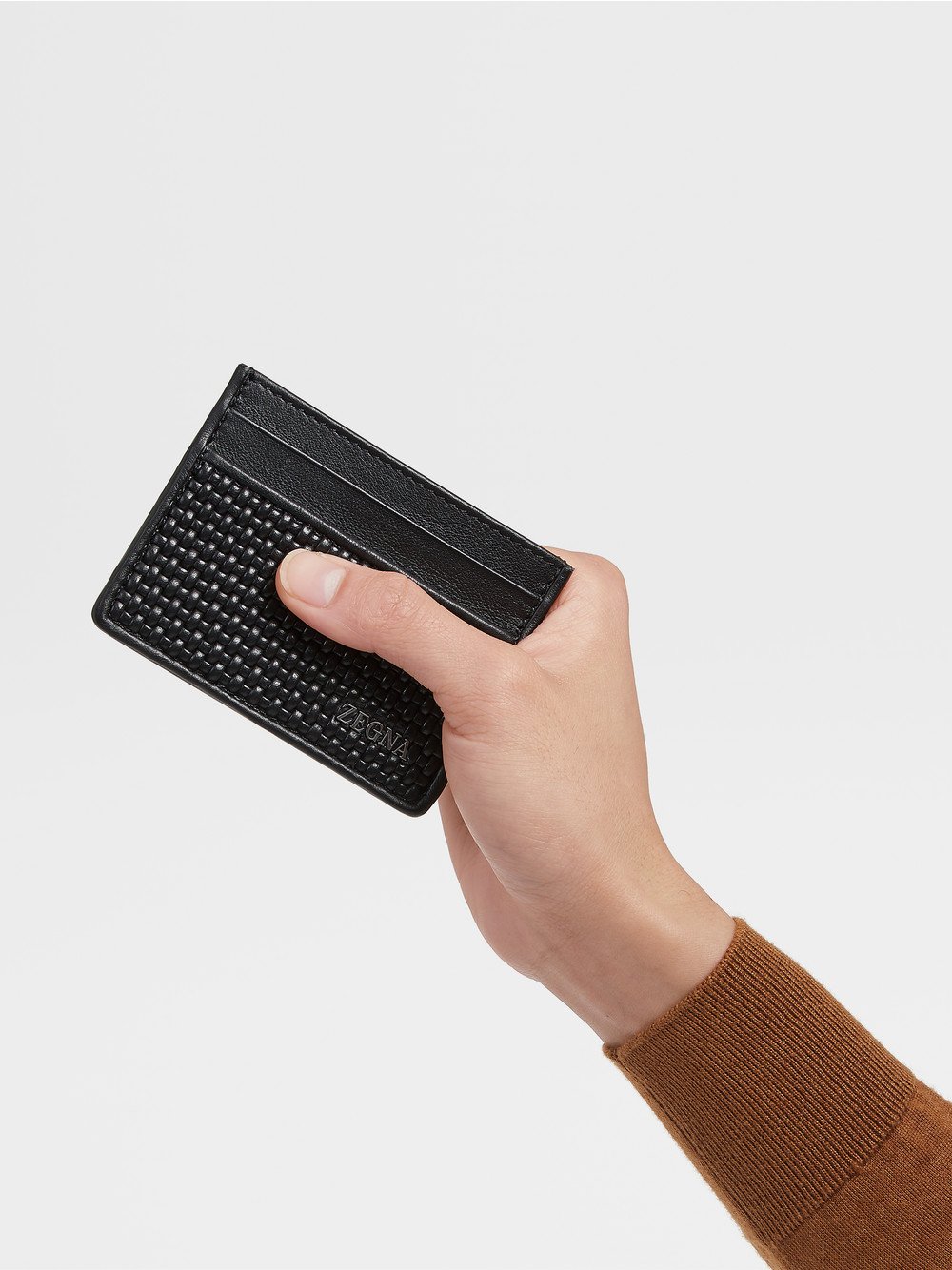 BLACK PELLETESSUTA™ SIMPLE CARD CASE