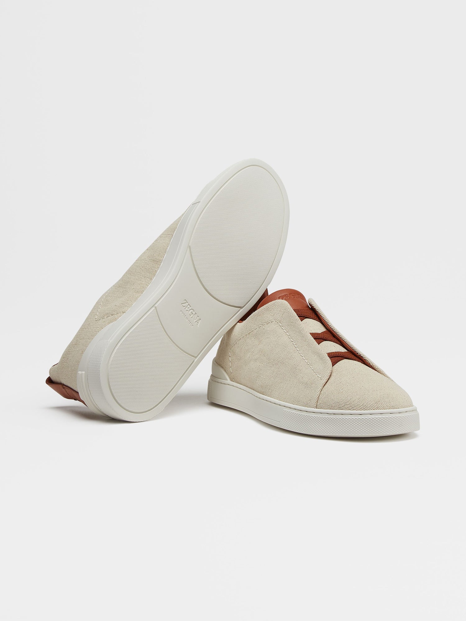 LIGHT BEIGE CANVAS TRIPLE STITCH™ SNEAKERS