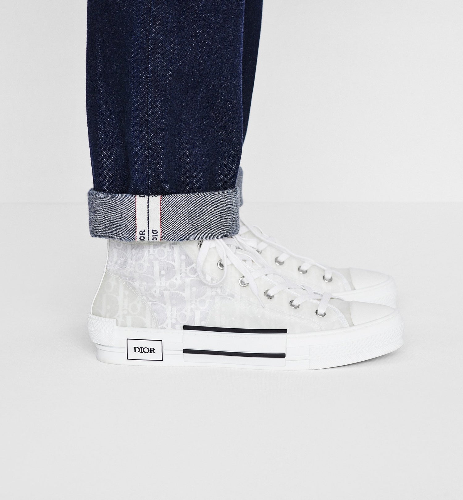 B23 High-Top Sneaker White Dior Oblique Canvas