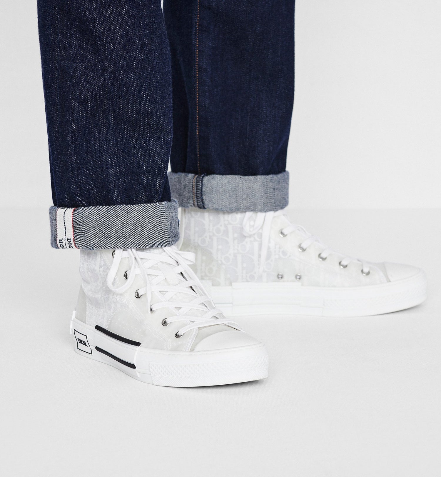 B23 High-Top Sneaker White Dior Oblique Canvas