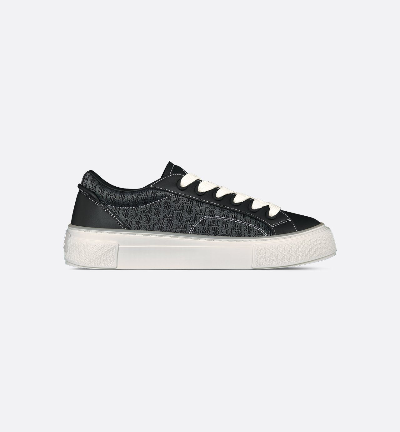 B33 Sneaker Black Smooth Calfskin And Dior Oblique Jacquard