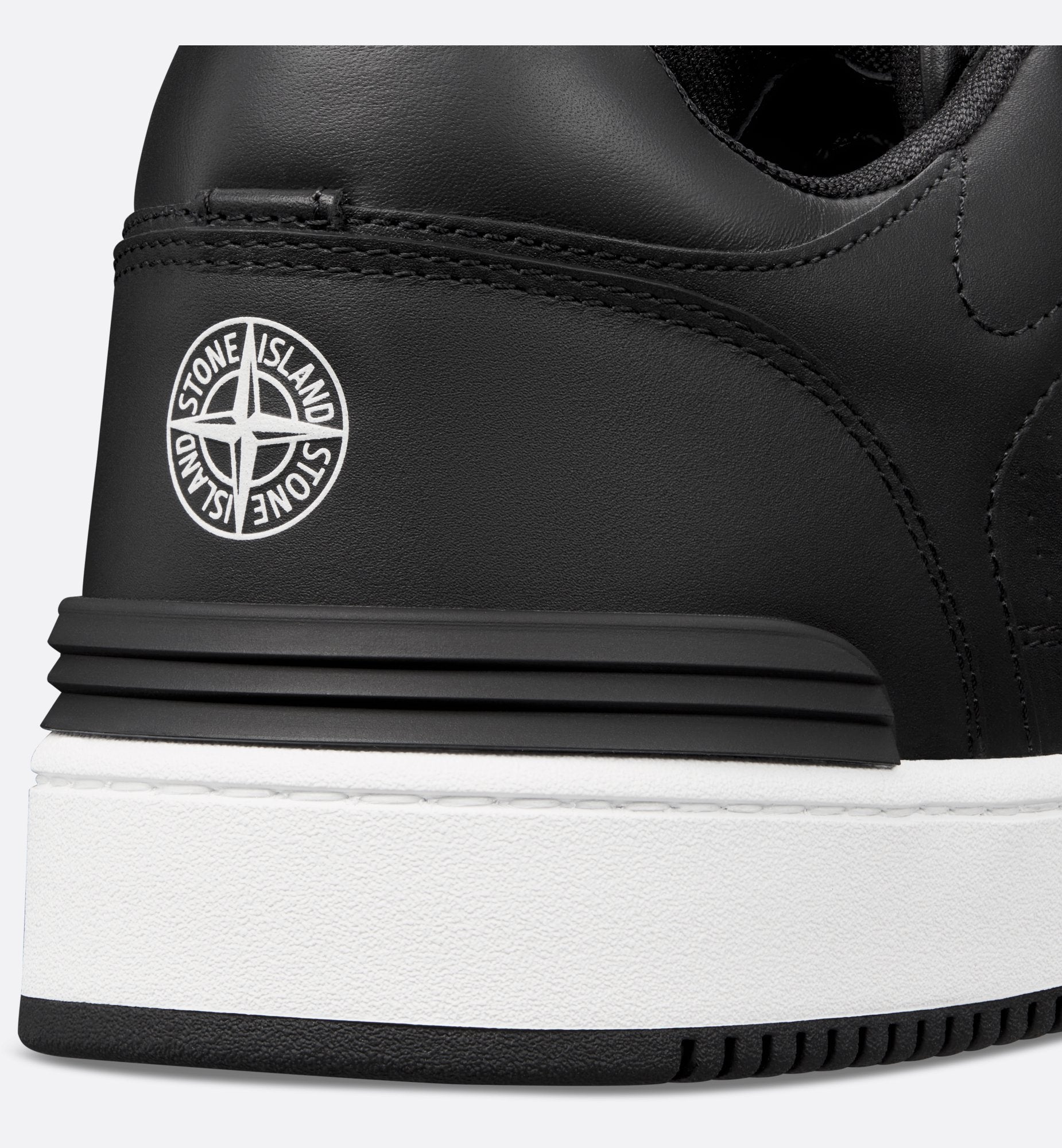 Dior And Stone Island B57 Low-Top Sneaker – Limited And Numbered Edition Black And Light Green Smooth Calfskin