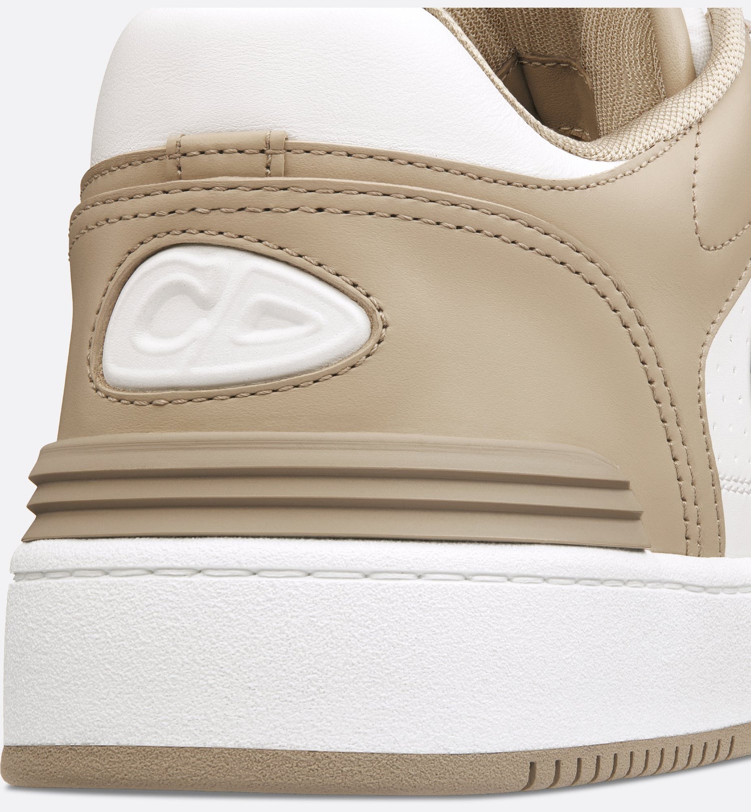 B57 Low-Top Sneaker Beige And White Smooth Calfskin With Beige And Black Dior Oblique Jacquard