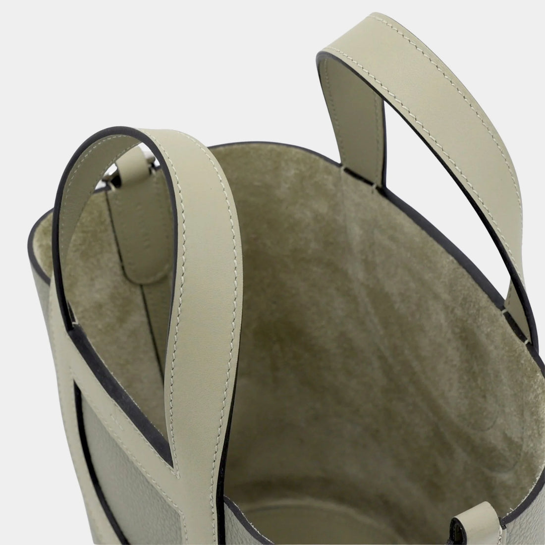 In-The-Loop 18 Clemence Sauge PHW