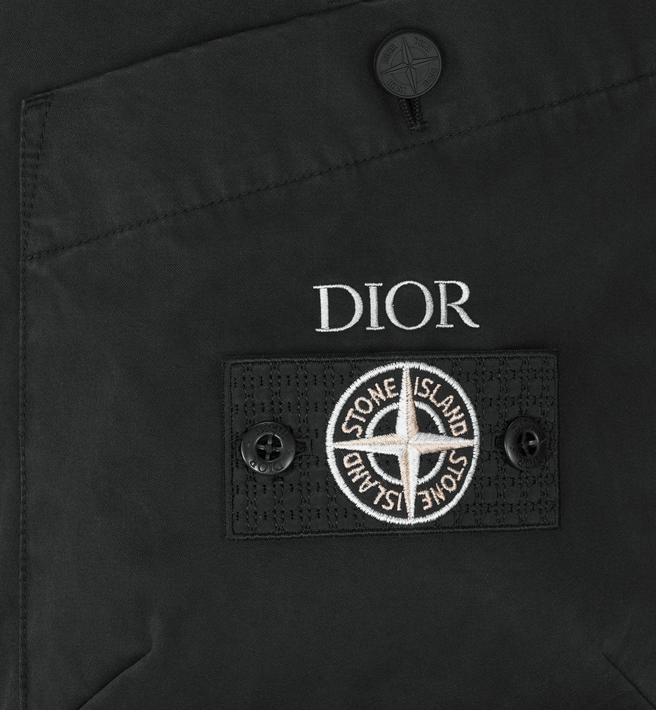 شورت برمودا من Dior And Stone Island مصنوع من مزيج القطن والساتان باللون الأسود