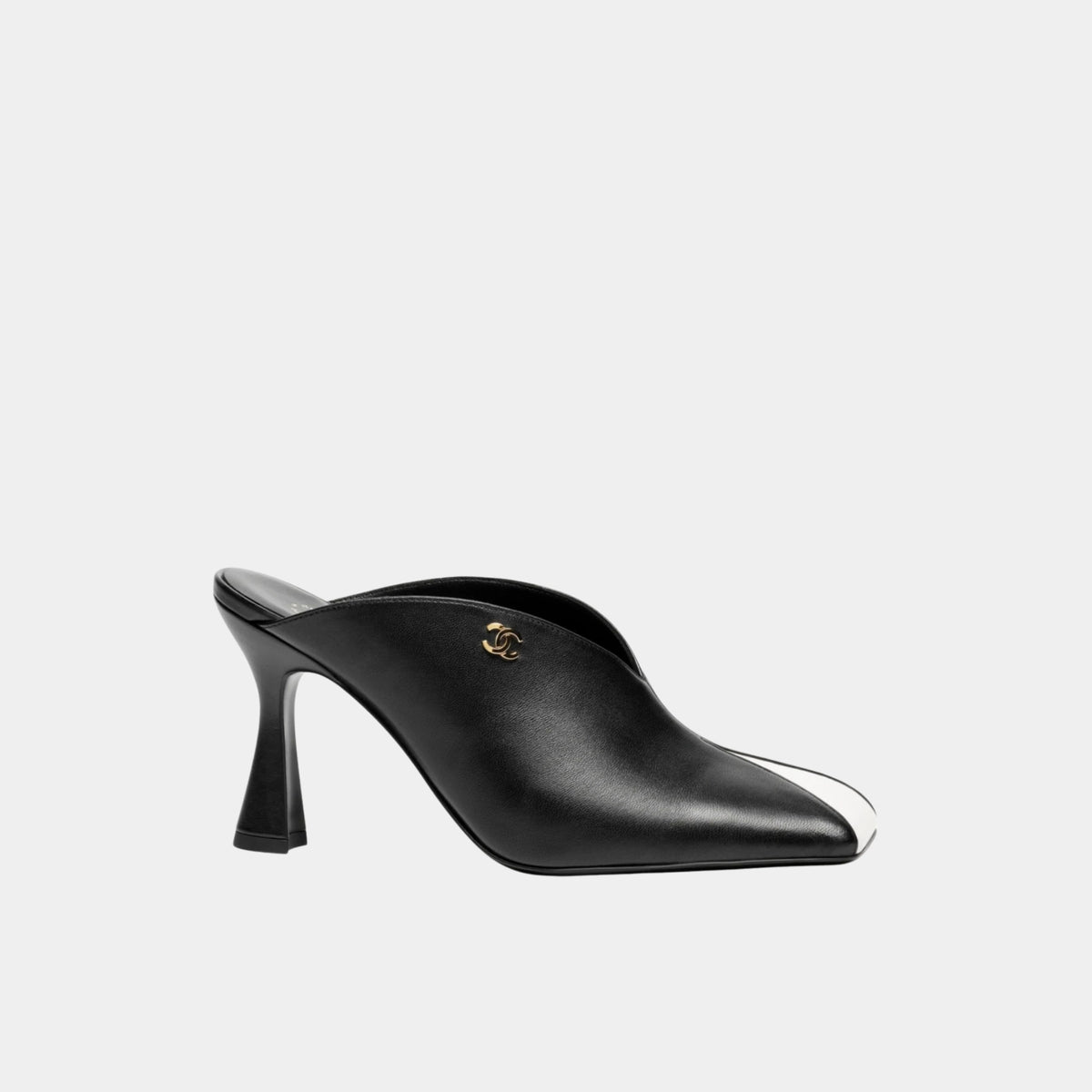 Mules in Leather