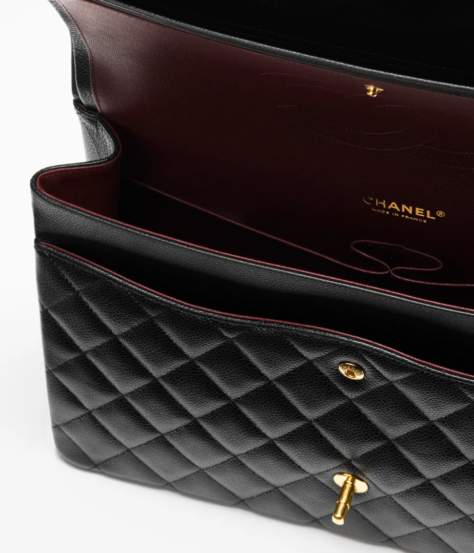 MAXI CLASSIC HANDBAG - GRAINED CALFSKIN &amp; GOLD-TONE METALBLACK