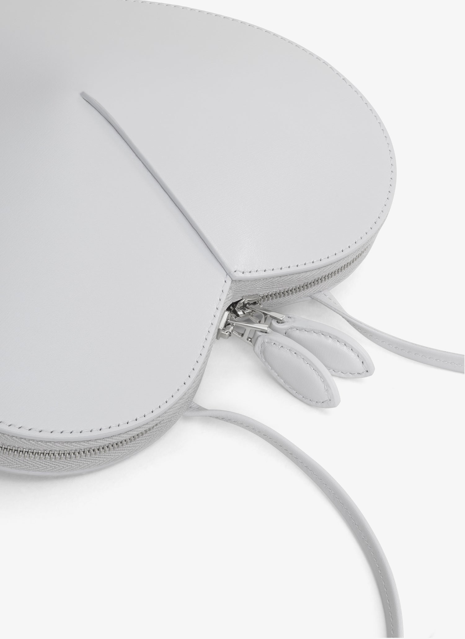 Le Cœur Bag In Calfskin