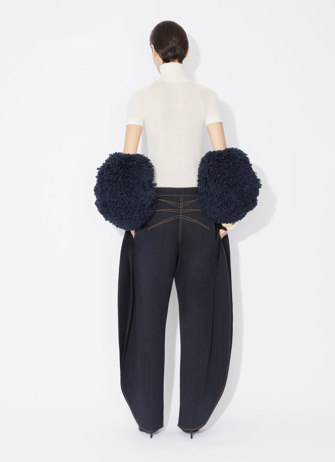 Round Jeans In Wool Denim