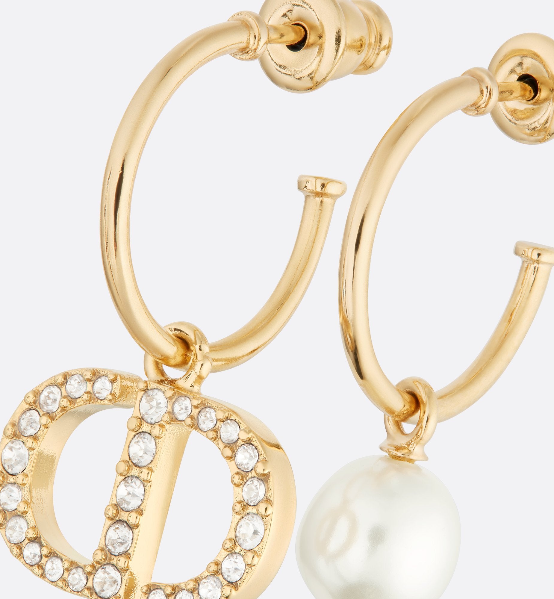 Petit Cd Earrings Gold Finish Metal And White Crystals With A White Resin Pearl