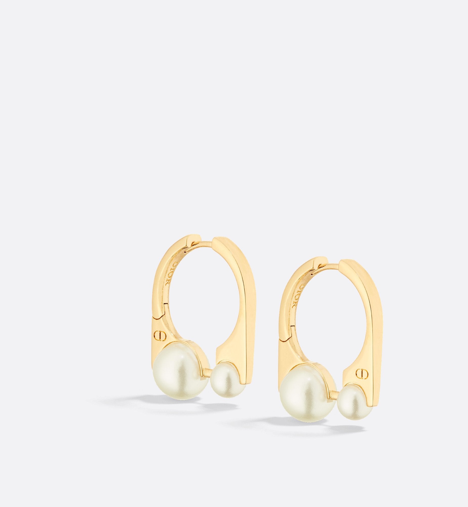 Small Dior Tribales New Look Earrings Gold Finish Metal And White Resin Pearls