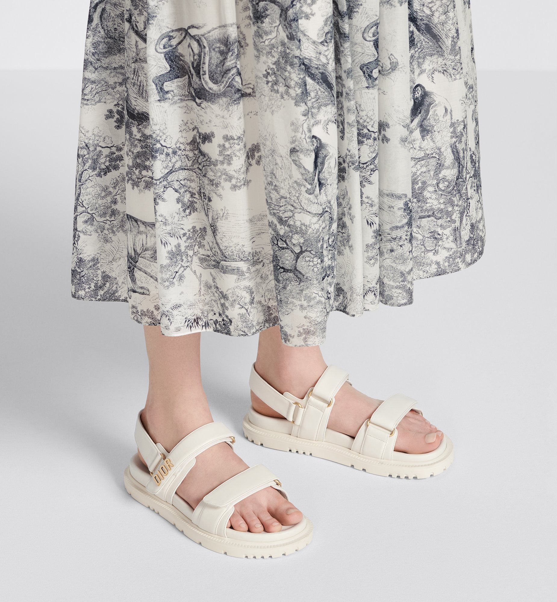 Dioract Sandal White Lambskin