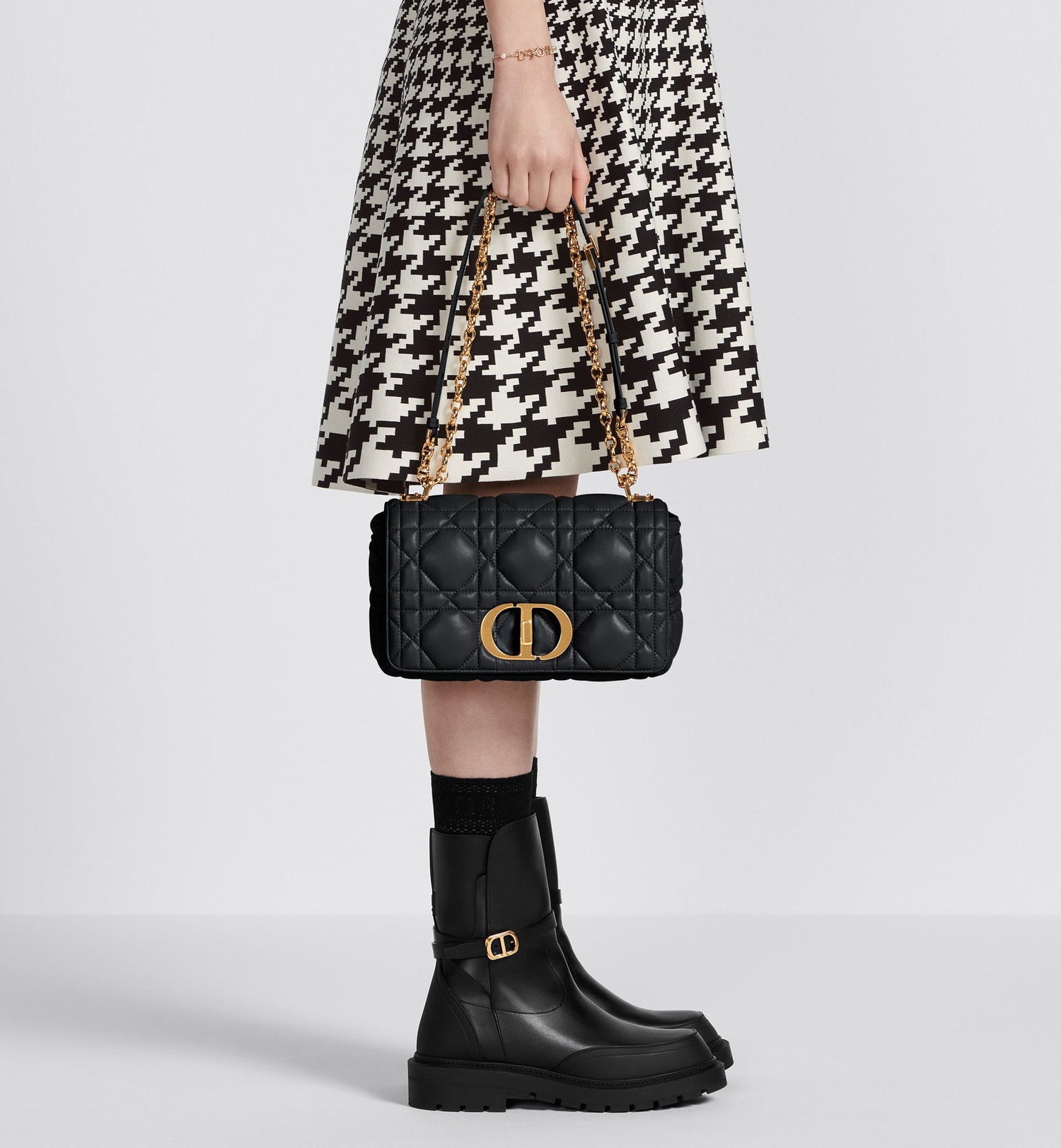 Medium Dior Caro Bag Black Quilted Macrocannage Calfskin