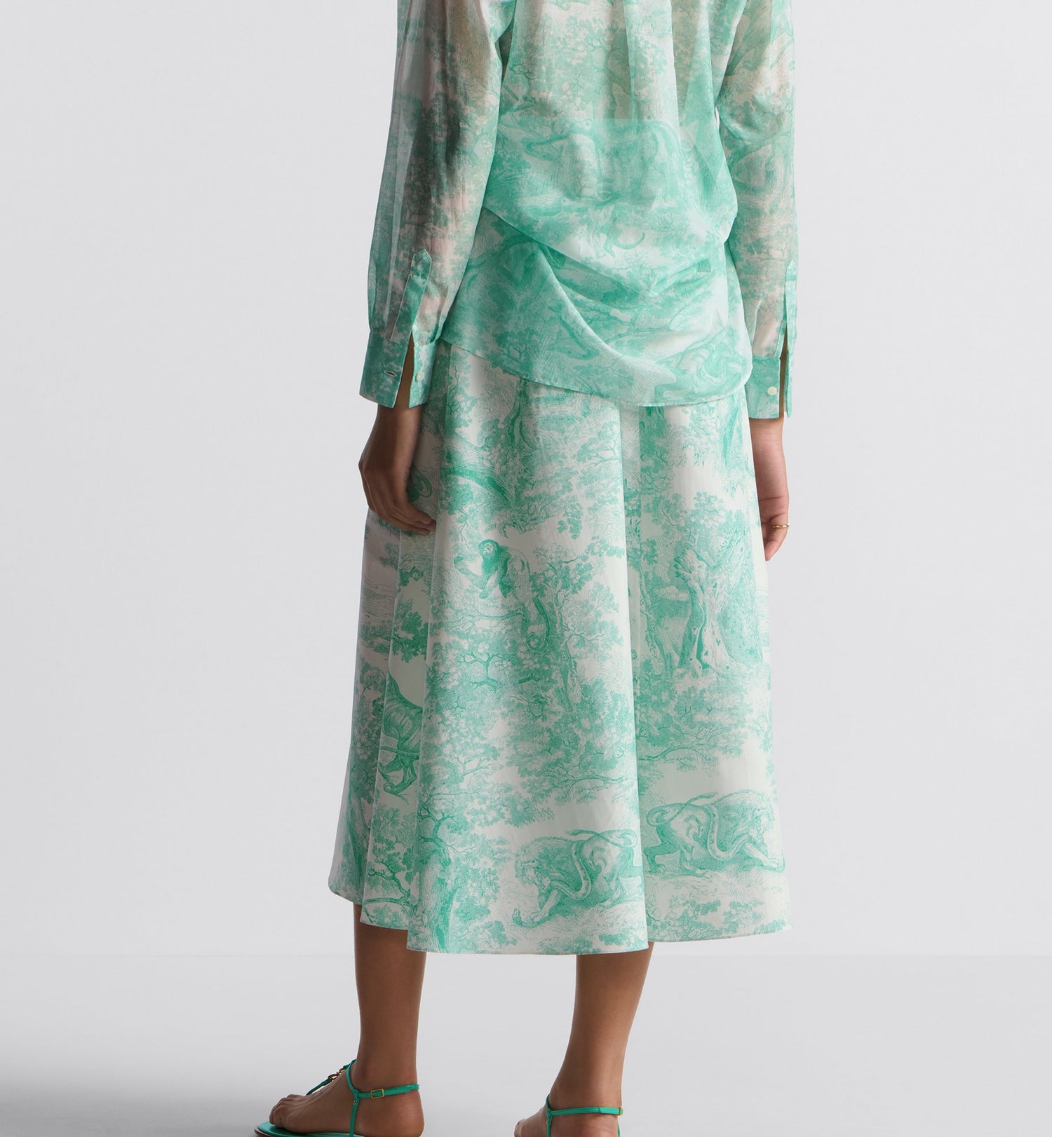 Dioriviera Flared Mid Length Skirt White And Aquamarina Cotton And Silk Poplin With Toile De Jouy Sauvage Motif