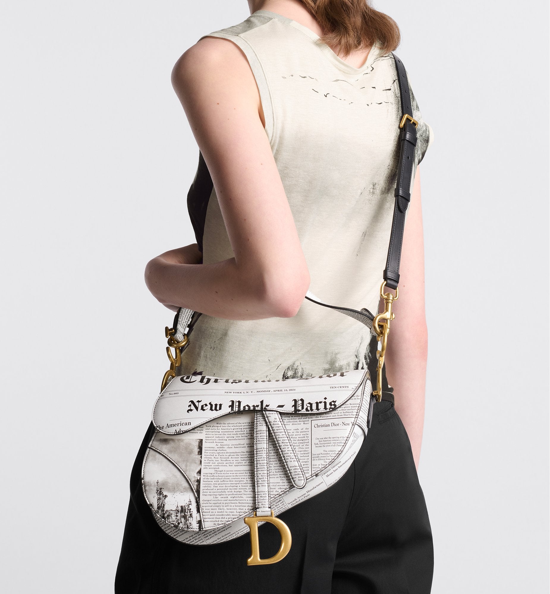 Saddle Bag With Strap White And Black Calfskin With Newspaper Print Sands