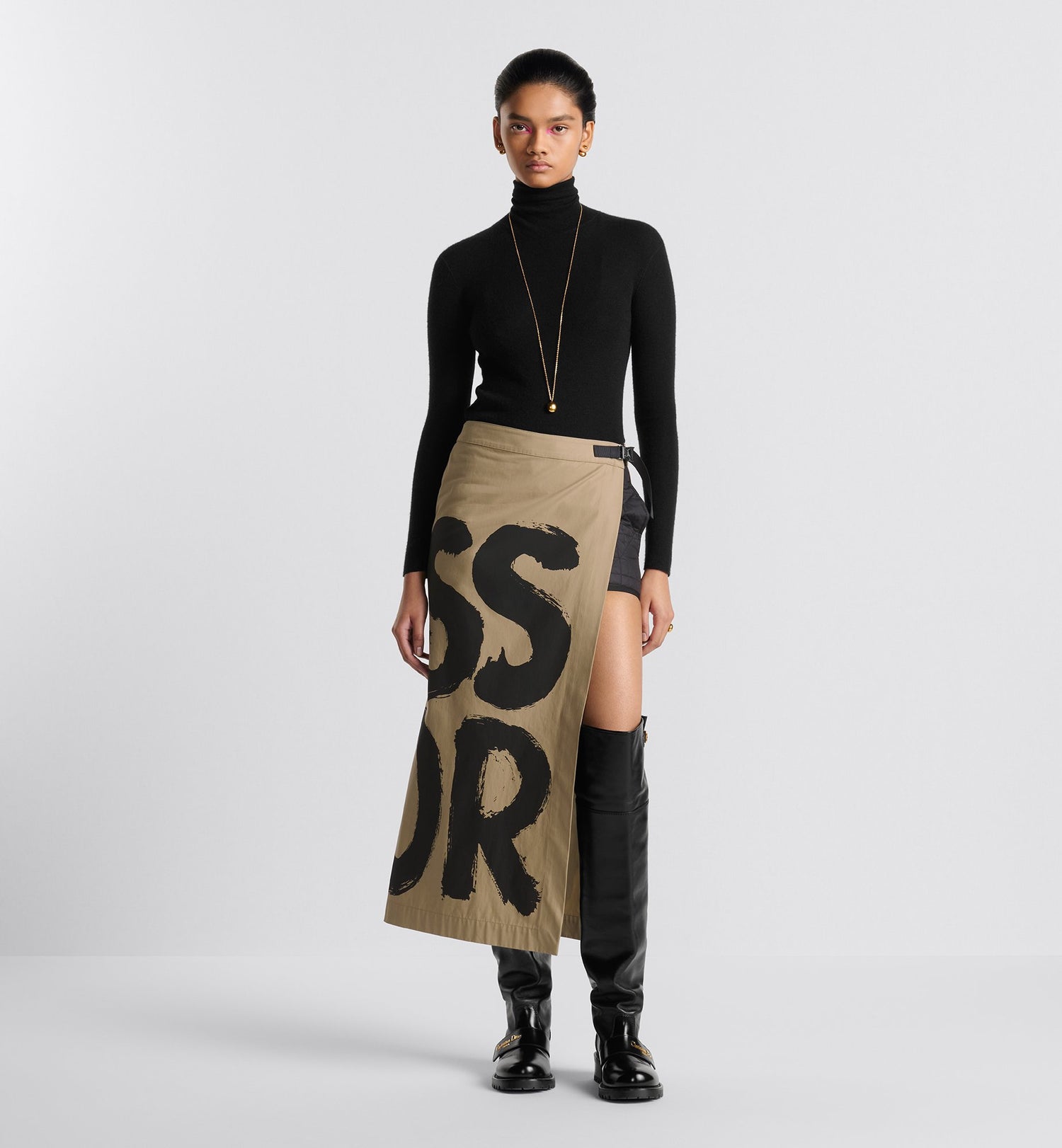 Cannage Mid-Length Open-Front Skirt With Integrated Shorts Beige Cotton Gabardine With Black Miss Dior Graffiti Motif