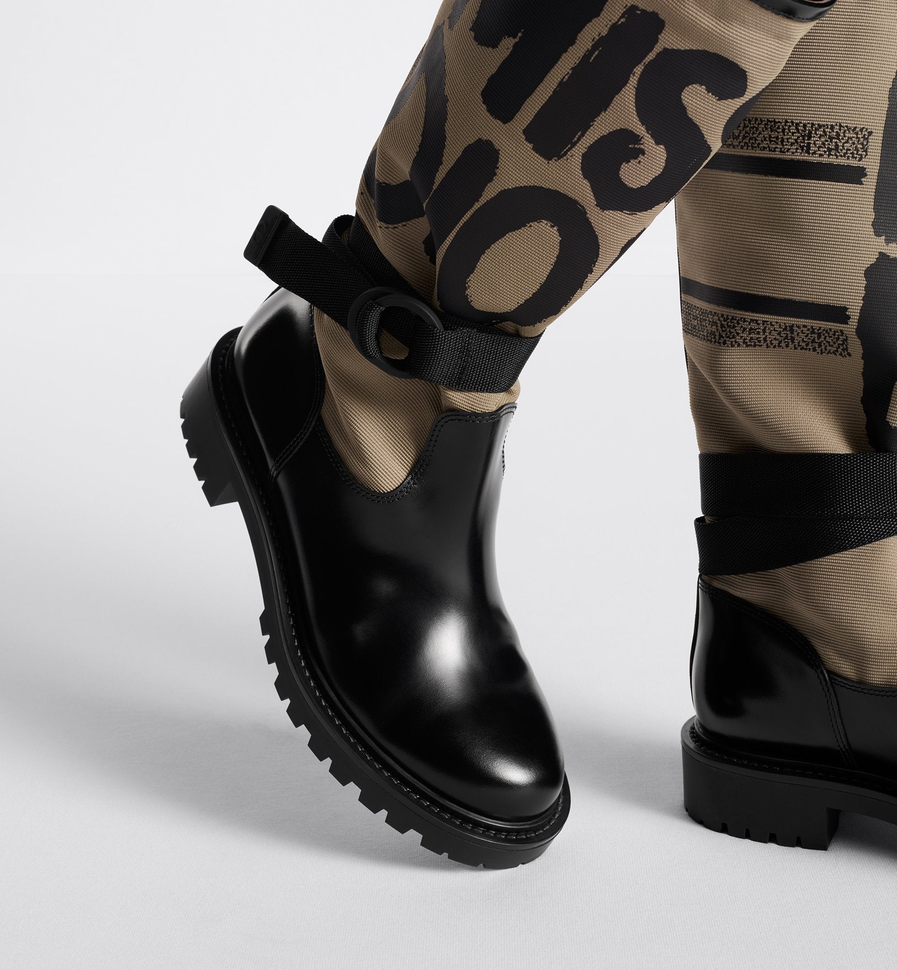 D-Major Boot Warm Taupe Technical Canvas With Black Miss Dior Graffiti Print And Black Calfskin