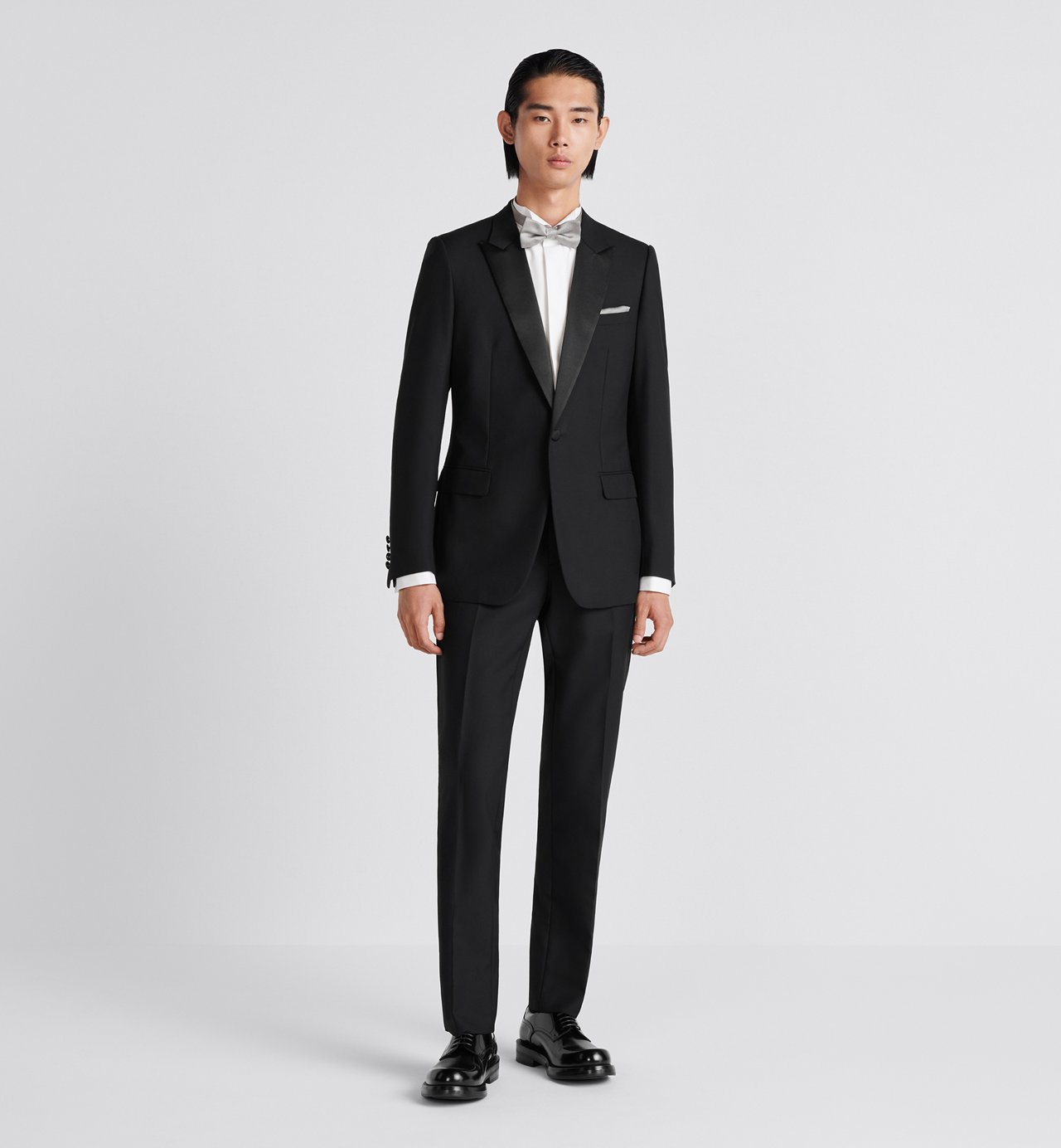 Classic Tuxedo Black Virgin Wool Grain De Poudre