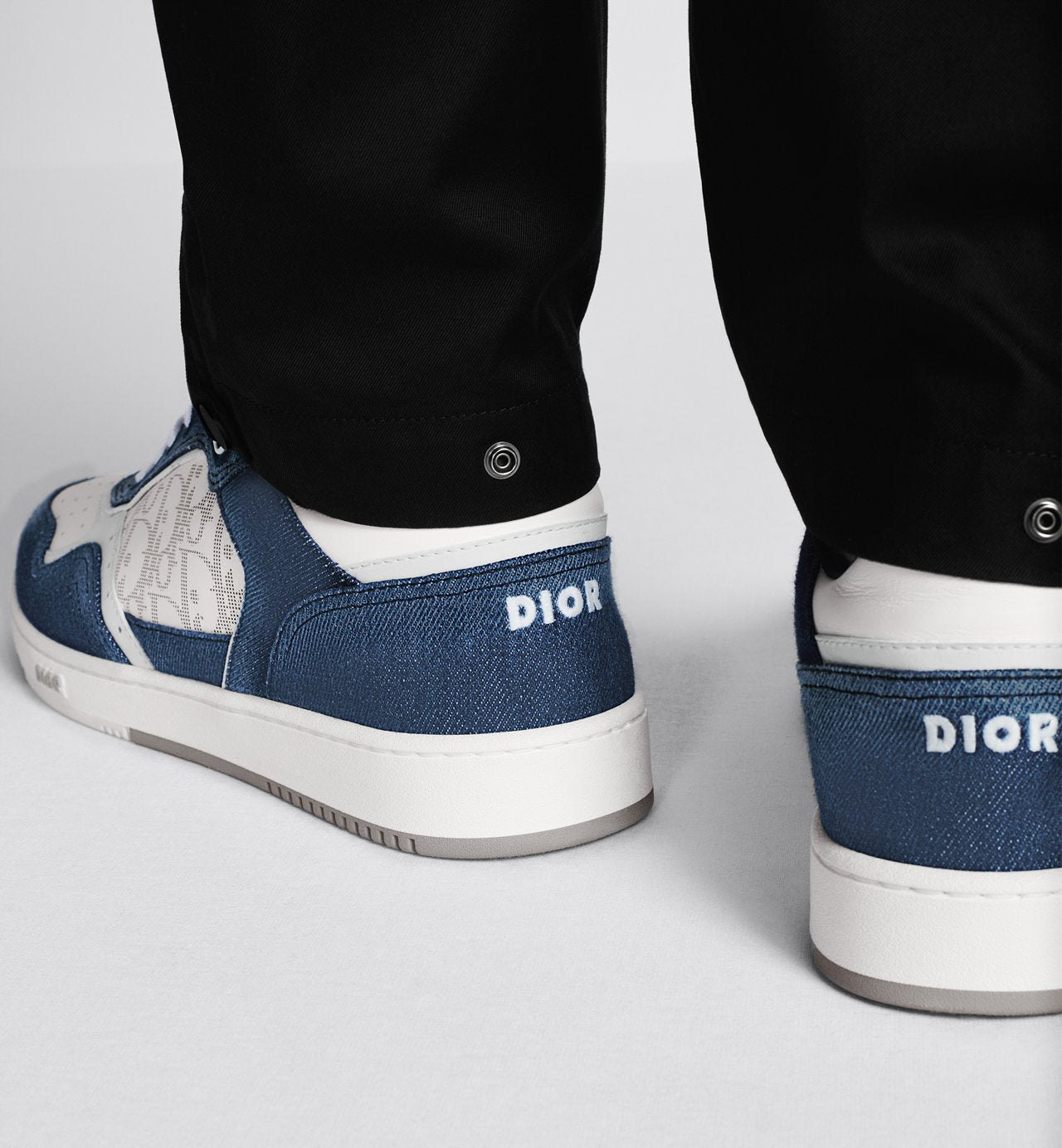 B27 Low-Top Sneaker White Smooth Calfskin, Blue Denim And White Dior Oblique Galaxy Leather