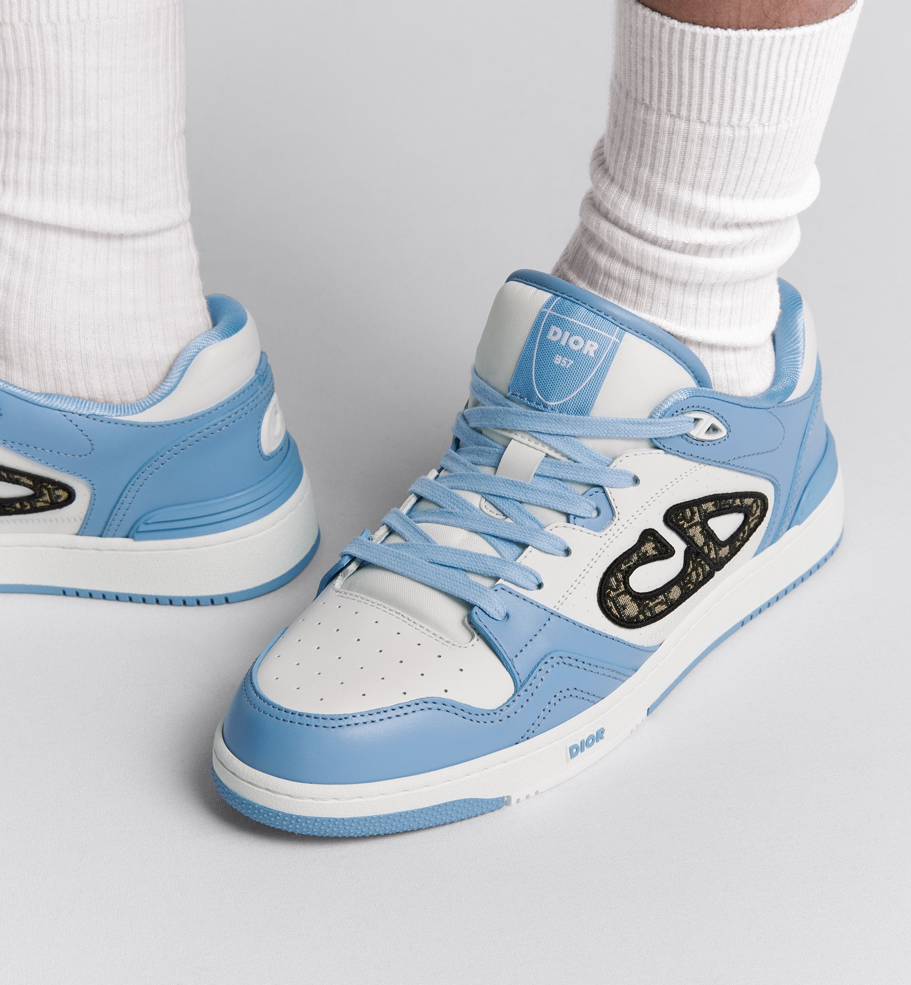 B57 Low-Top Sneaker Light Blue And White Smooth Calfskin With Beige And Black Dior Oblique Jacquard