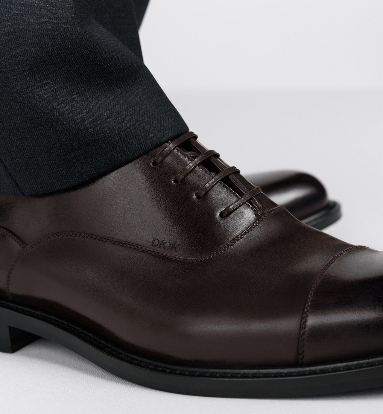 Dior Embassy Oxford Shoe Brown Calfskin With Patina Finish