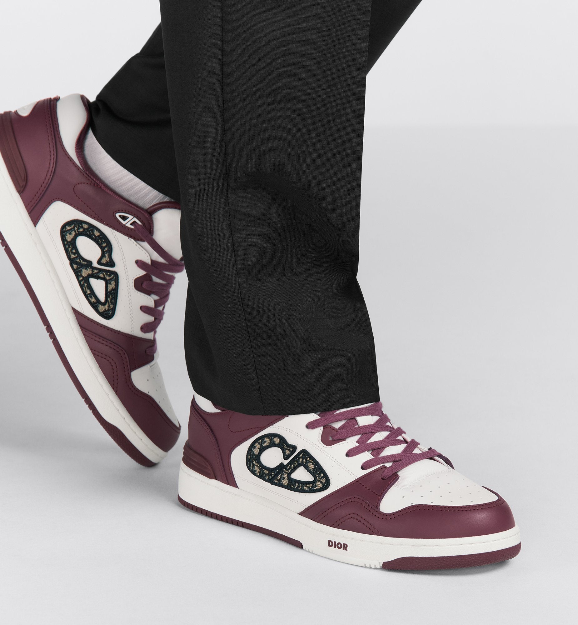 B57 Low-Top Sneaker Burgundy And White Smooth Calfskin With Beige And Black Dior Oblique Jacquard