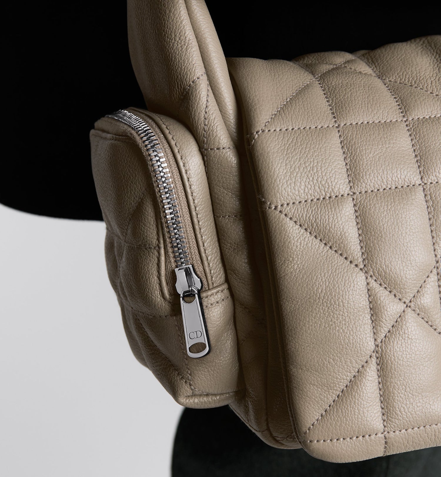 Camera Bag Beige Maxicannage Calfskin