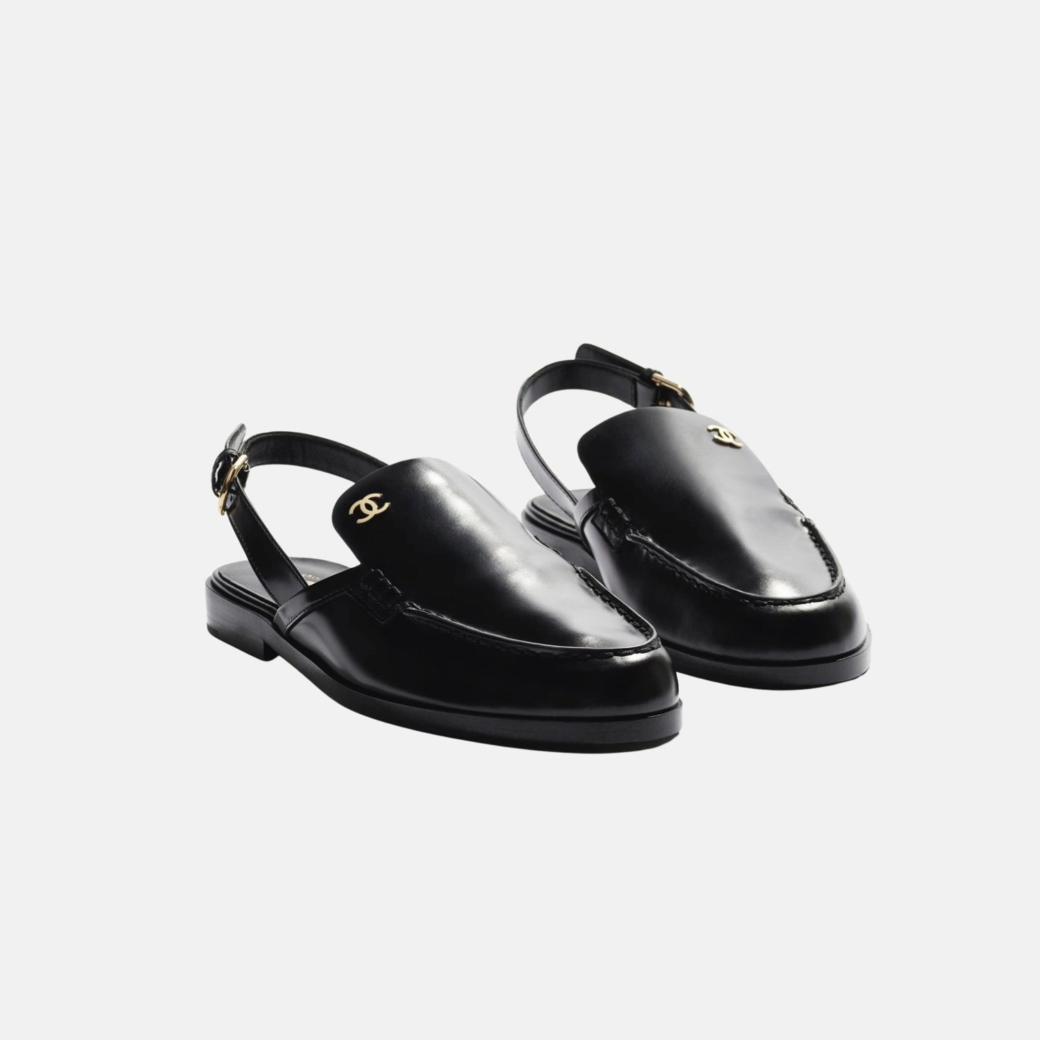 Slingbacks in Shiny Calfskin