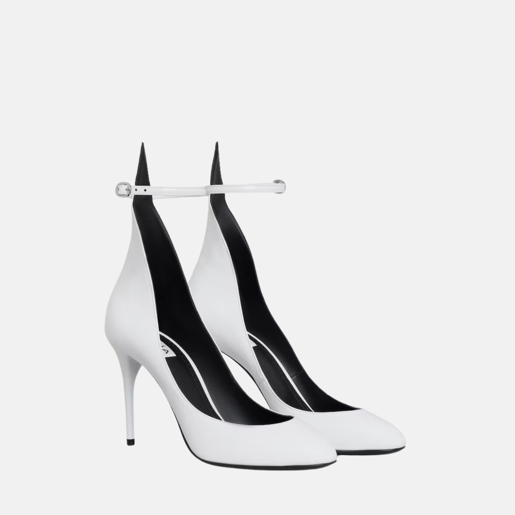 Alaia Decollete Pumps In Patent Leather, White, Front