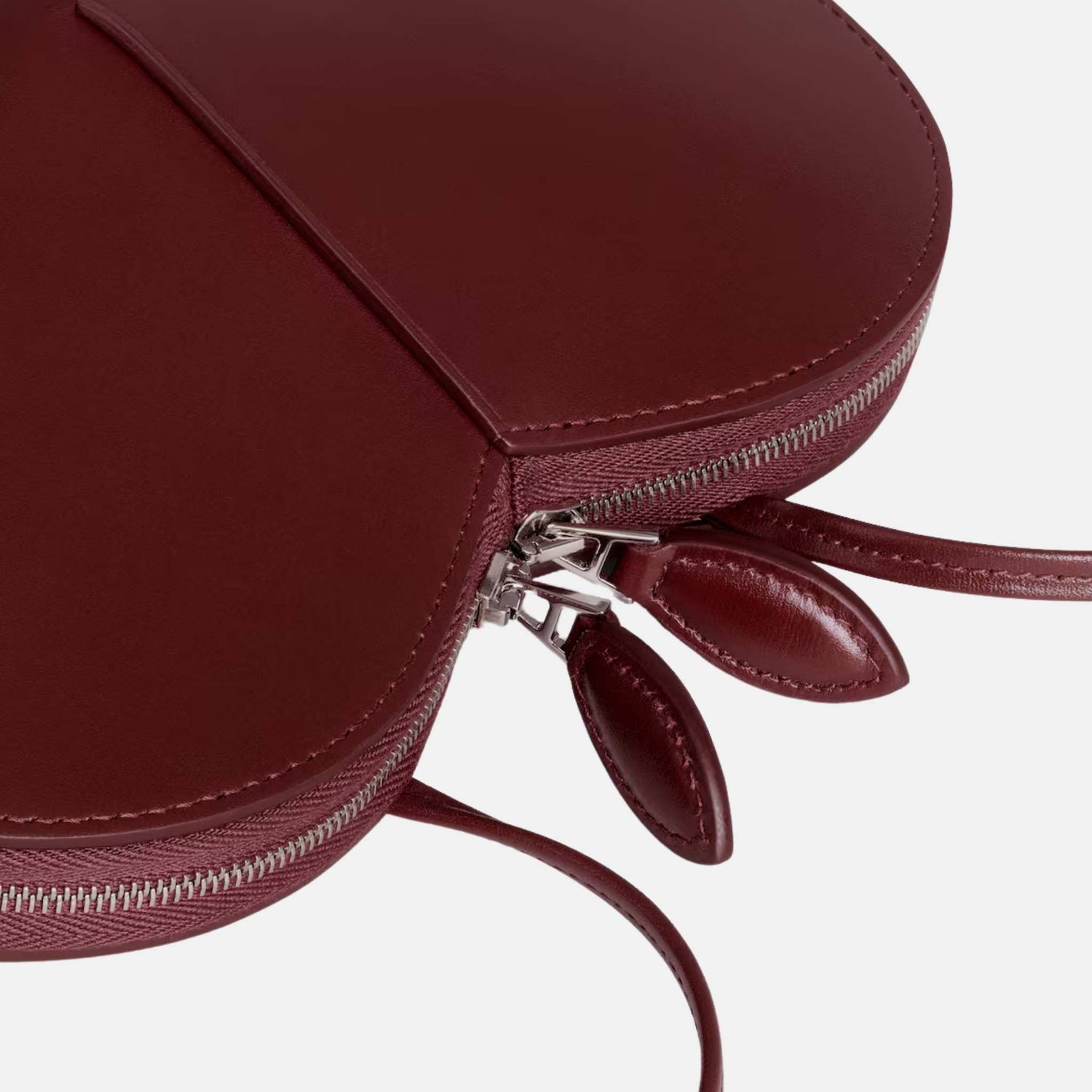 Alaia Le Coeur Bag In Calfskin, Red, Close