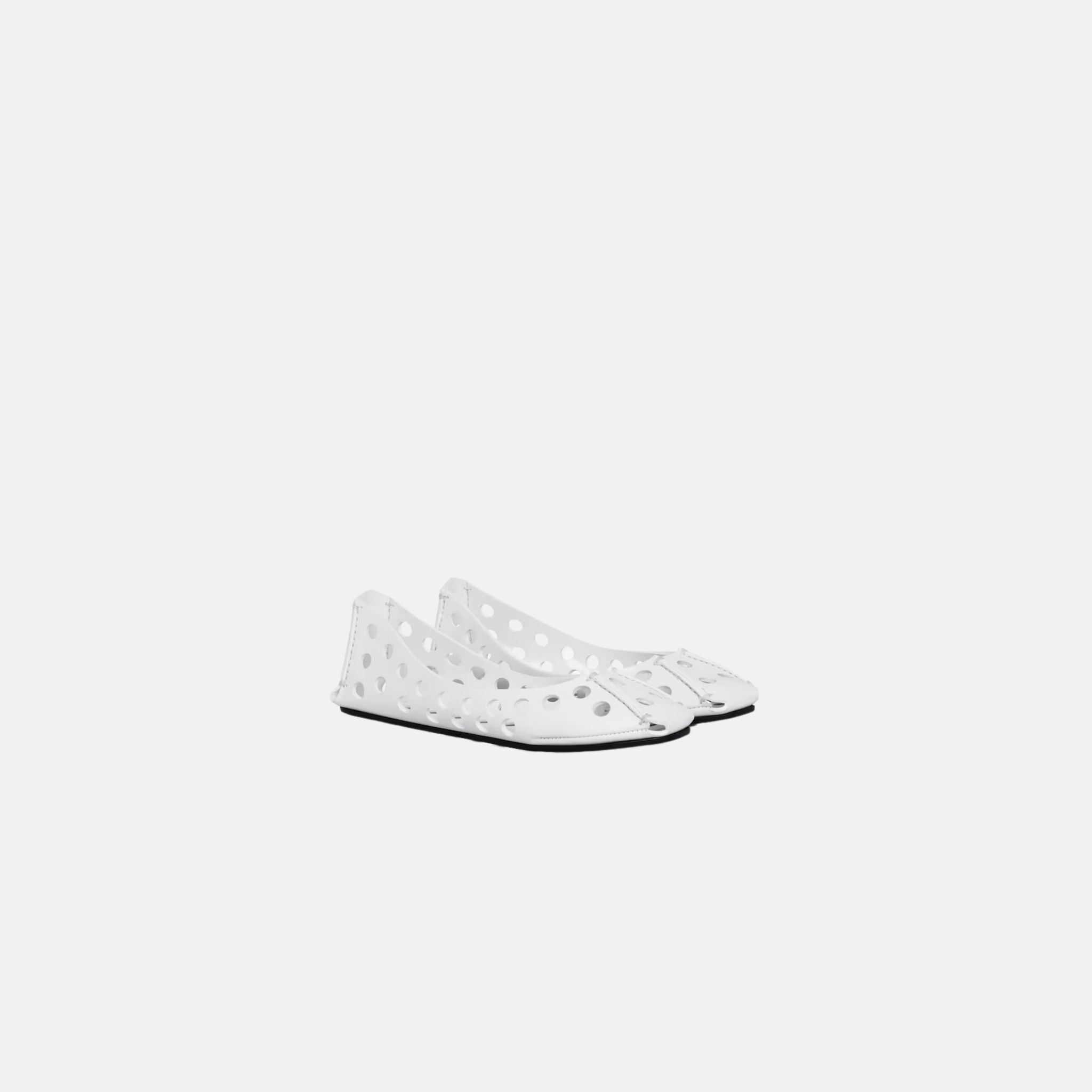 Alaia Perfo Ballet Flats In Perforated Leather, White, Front