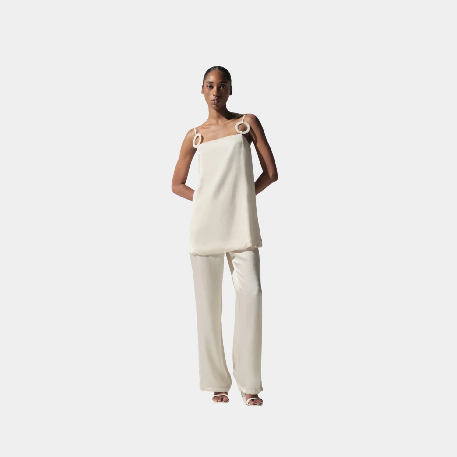 Baobab Porto Pants in Silk, Ivory, Model