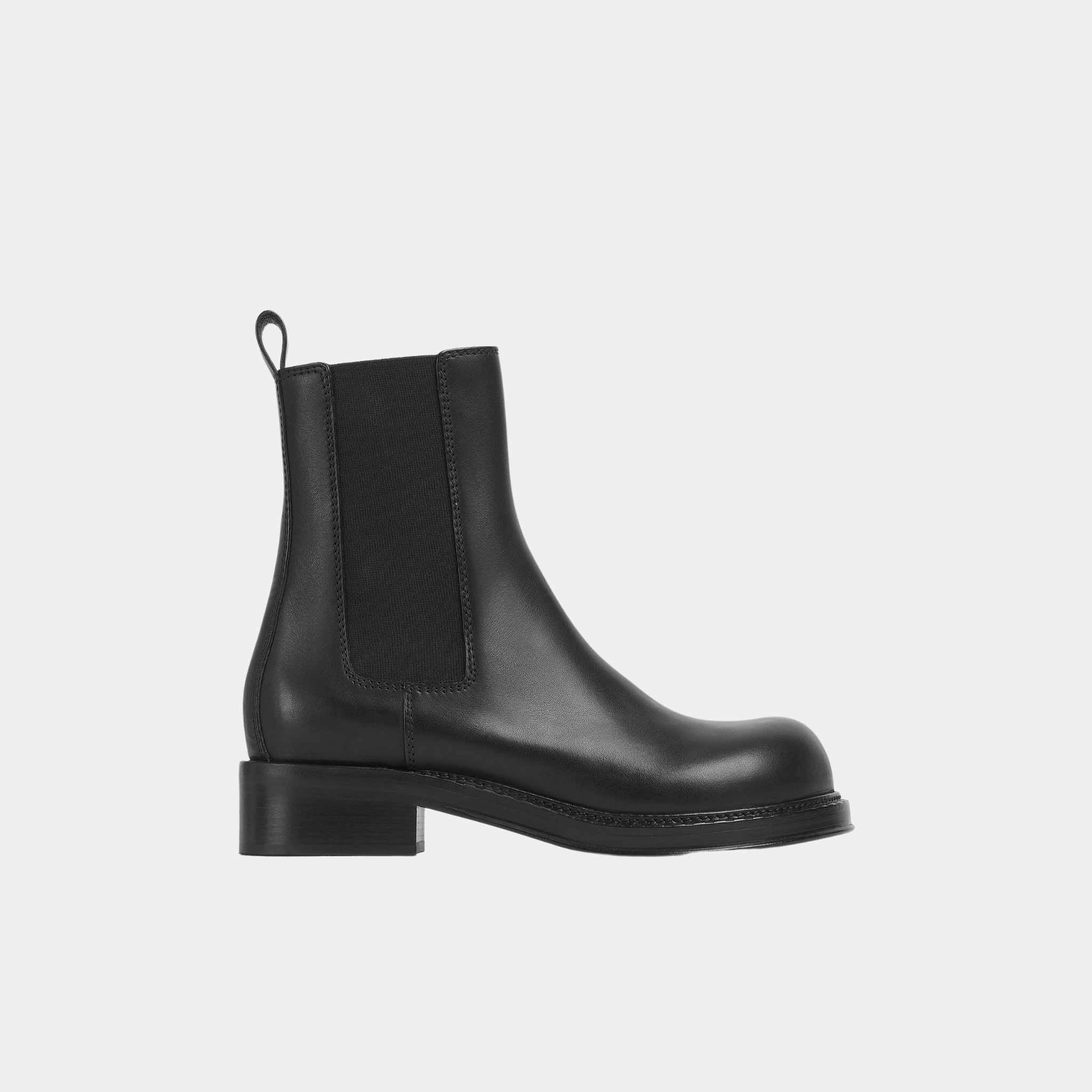 Cliff Chelsea Boot Calfskin Voluminous Toe Shape