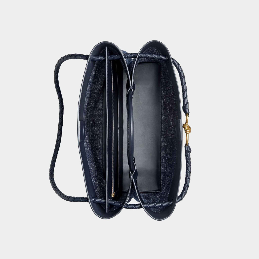 حقيبة يد Bottega Veneta كبيرة Andiamo من دنيم بوكليه وجلد العجل، من الأعلى