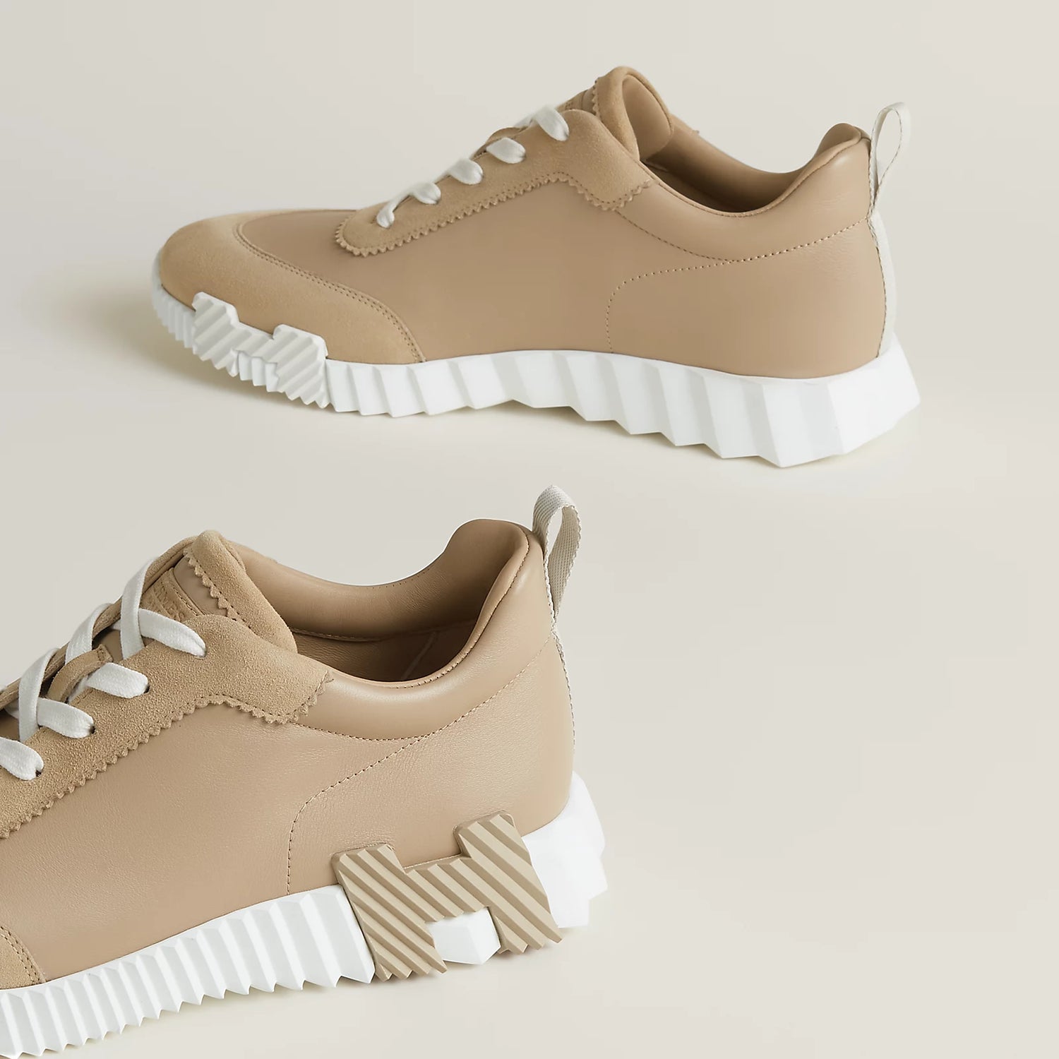 Bouncing Sneakers - Beige Lin