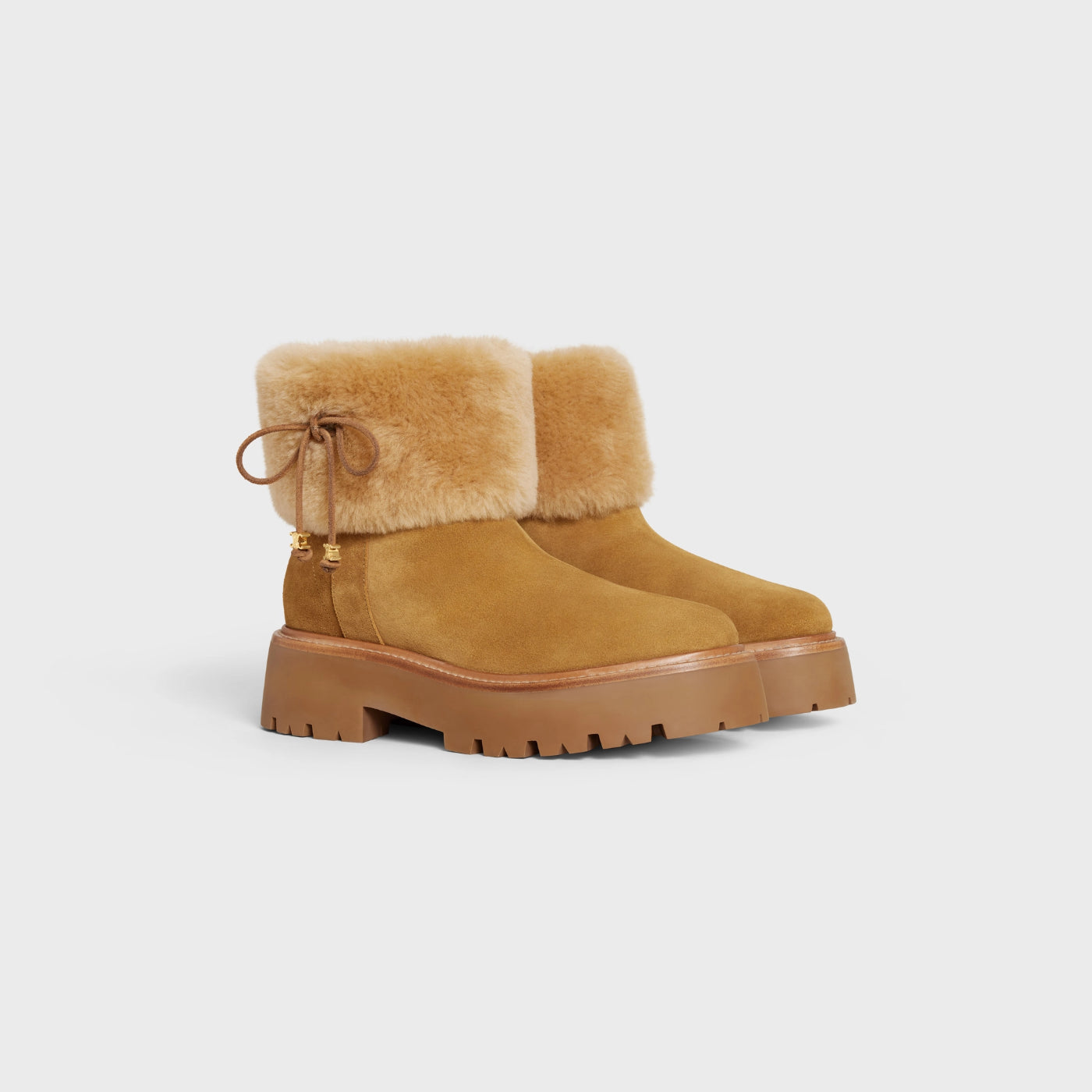 Bulky Cropped Boot With Triomphe Tassels In Suede Calfskin And Shearling